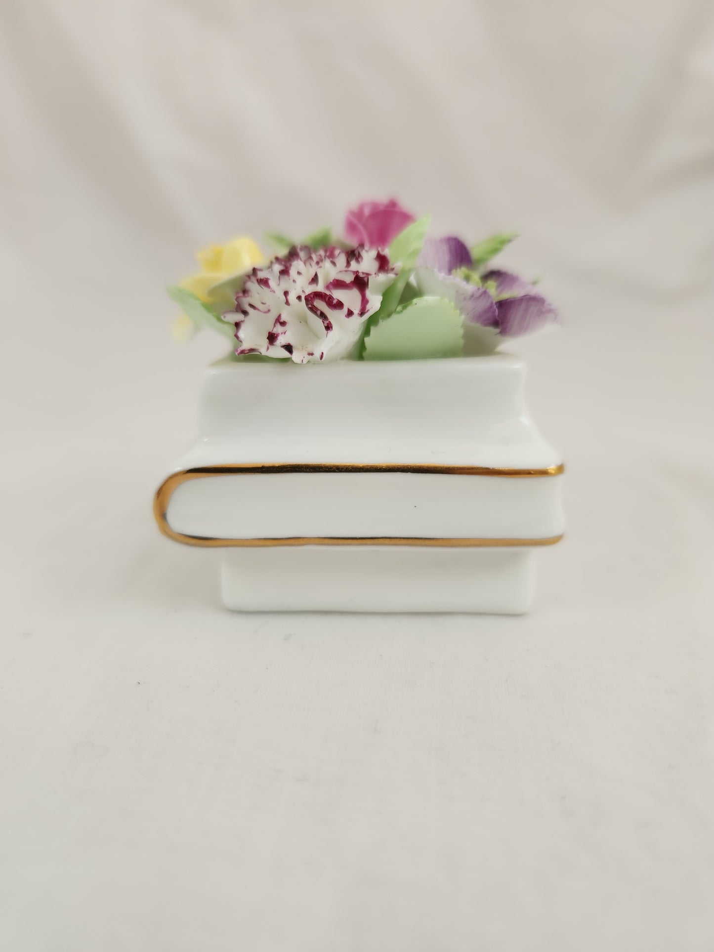 VTG - Royal Adderley Bone China Floral Bouquet in White Planter with Gold Trim Figurine