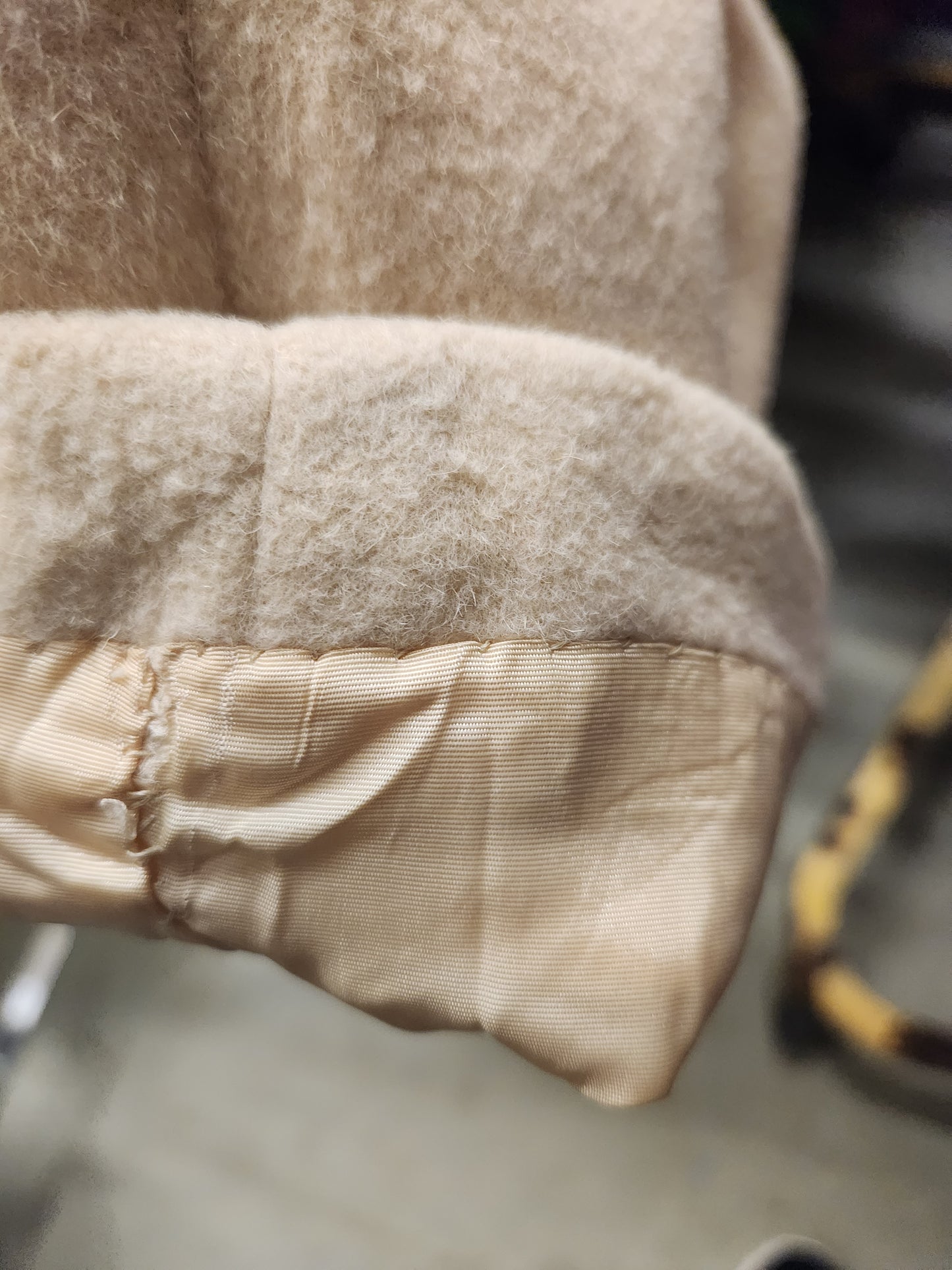 Vintage (70s/80s) ILGWU - Women's Crème 100% Cashmere Wrap Coat -- Size 7