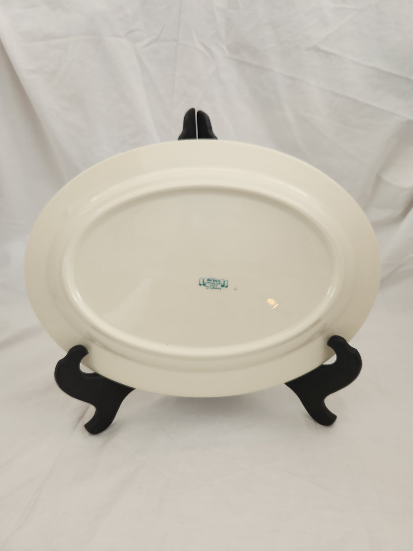 VTG - 12" Oval Serving Platter in Nimbus Platinum by Syracuse China