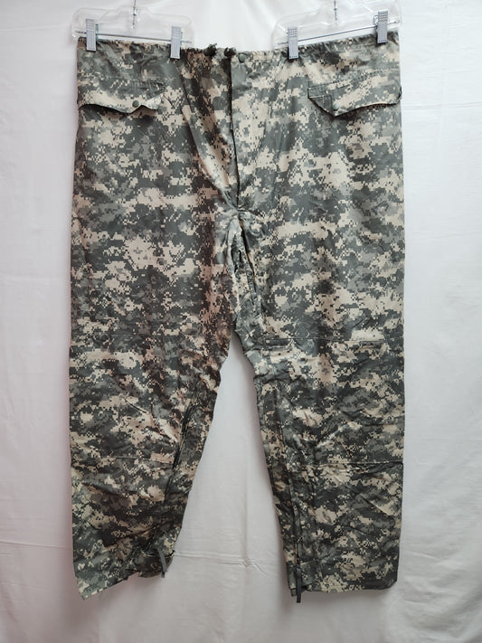 NWT - 2009 Orc Industries Digital Camo Improved Rain Suit Trousers - Size: XL