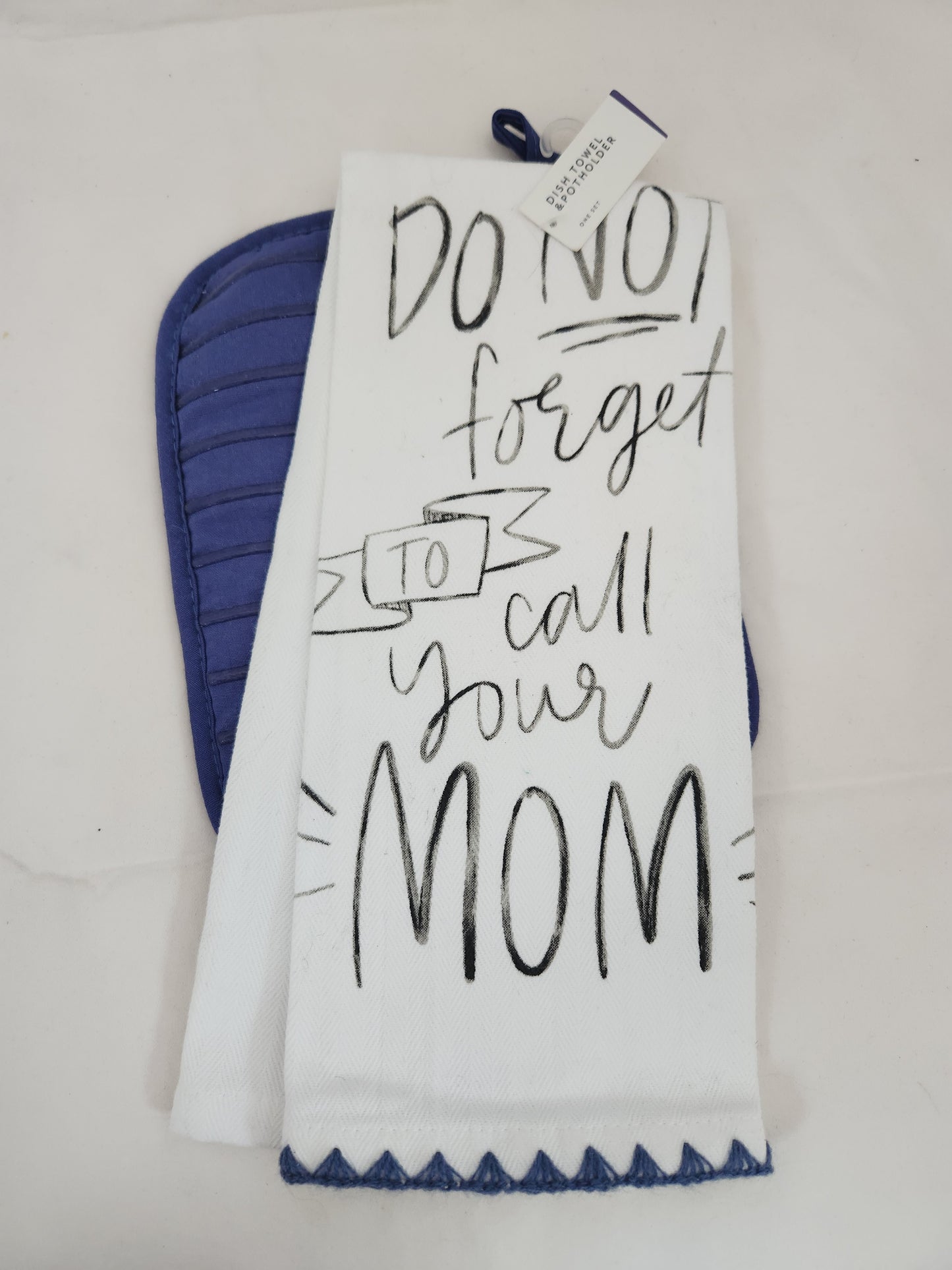 NWT - Dish Towel & Potholder Set