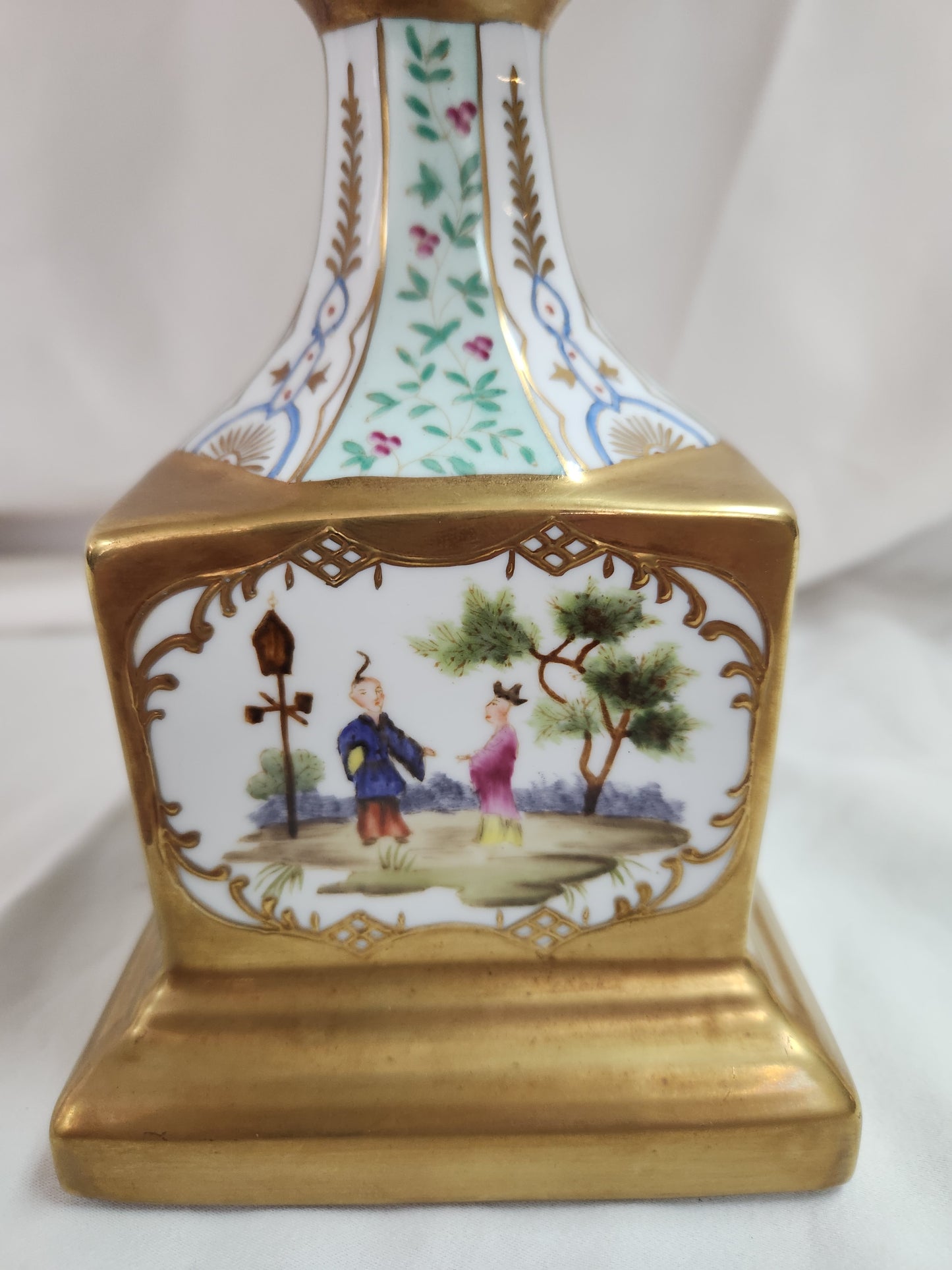 Rare - Porcelain Chinoiserie Urn Vase by Chelsea House