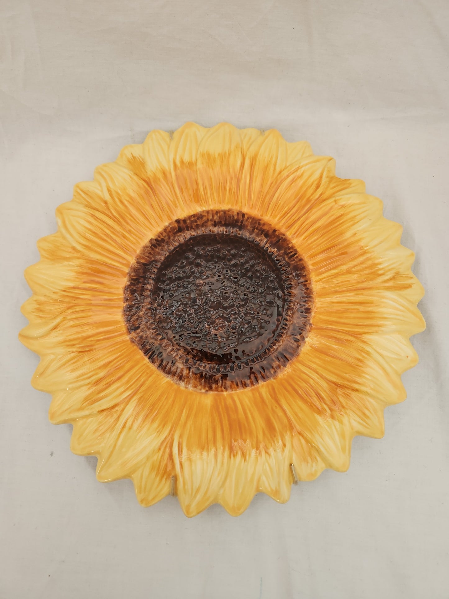 Tuscan Sunflower Decorative Plate by Home Essentials and Beyond - made in PRC