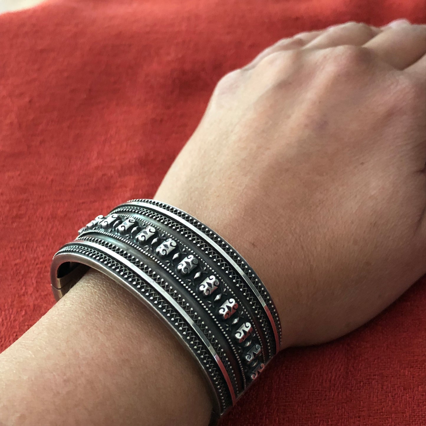 Vintage Sterling Hinged Bracelet