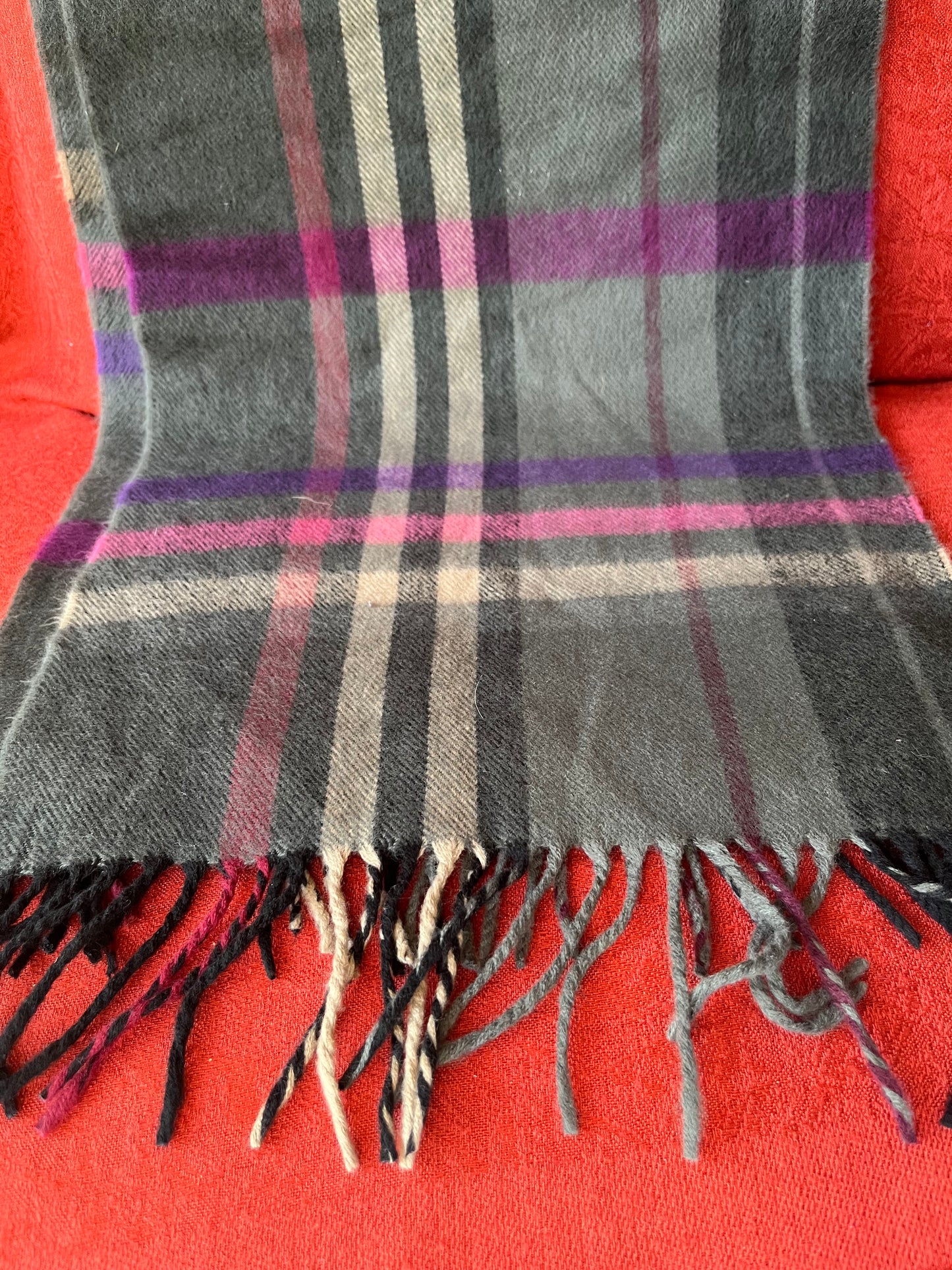100% Cashmere Plaid Scarf