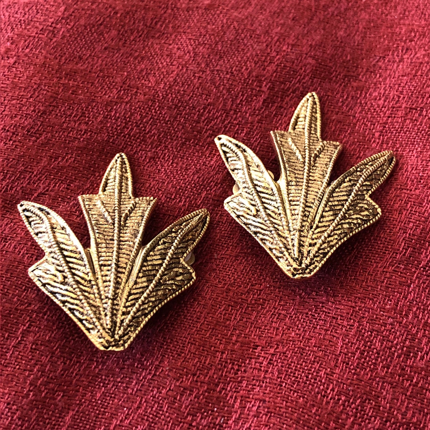 Vintage Duplaise Gold Tone Statement Clip On Earrings