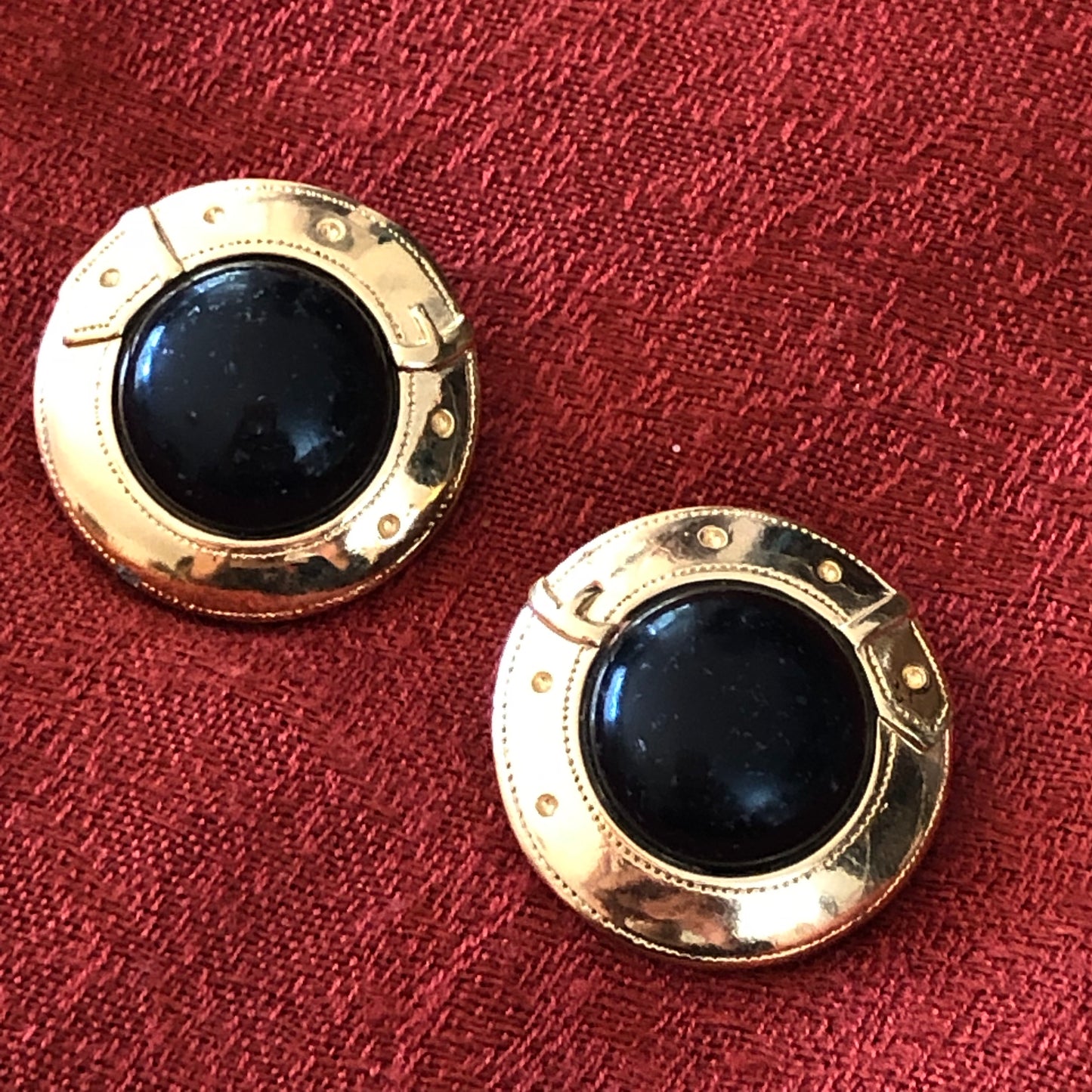 Vintage Ginnie Johansen Clip On Earrings