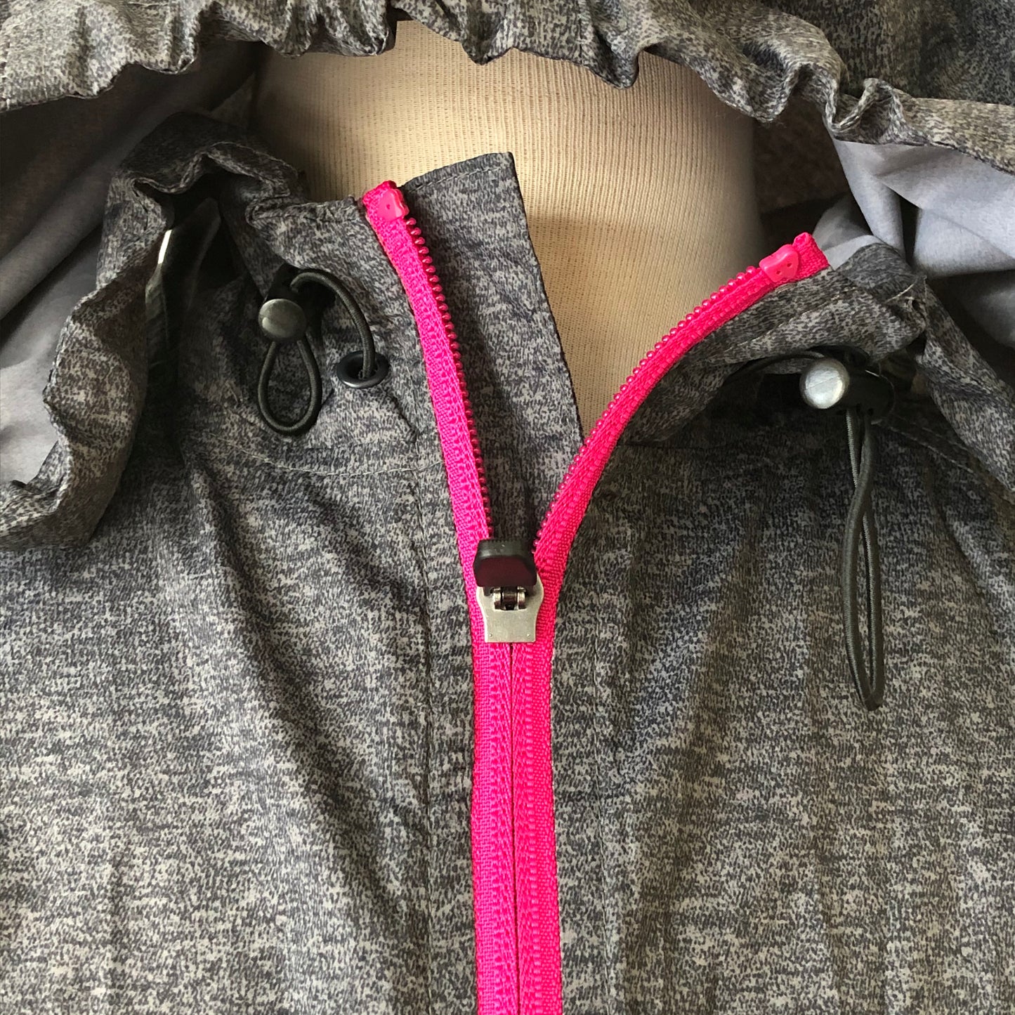 Asics Grey Packable Jacket-Size M