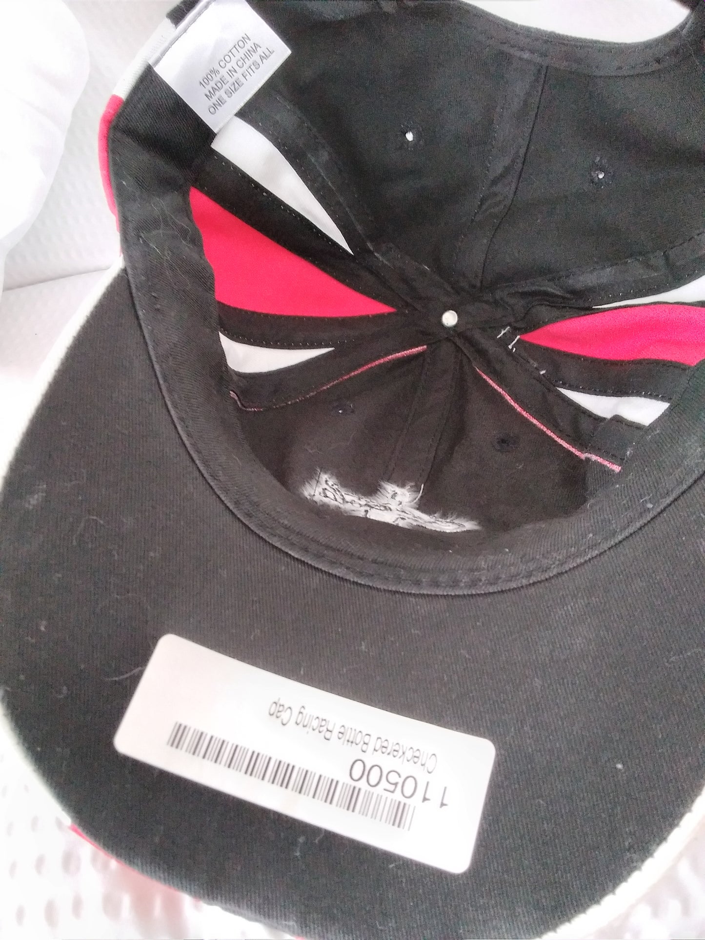 Checkered Bottle Black-Red-White Racing Cap