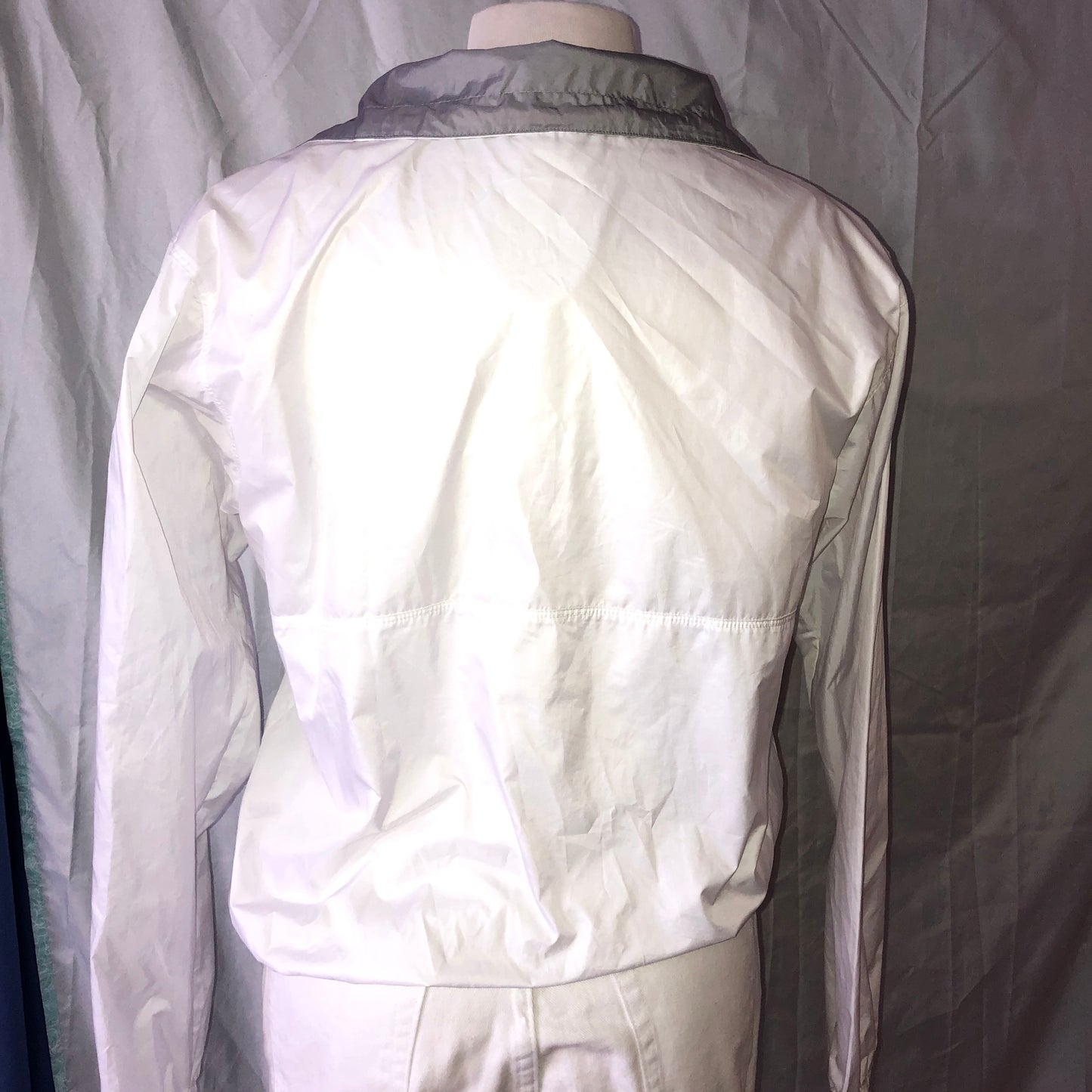 Columbia White Color-Blocked Lightweight Windbreaker - M