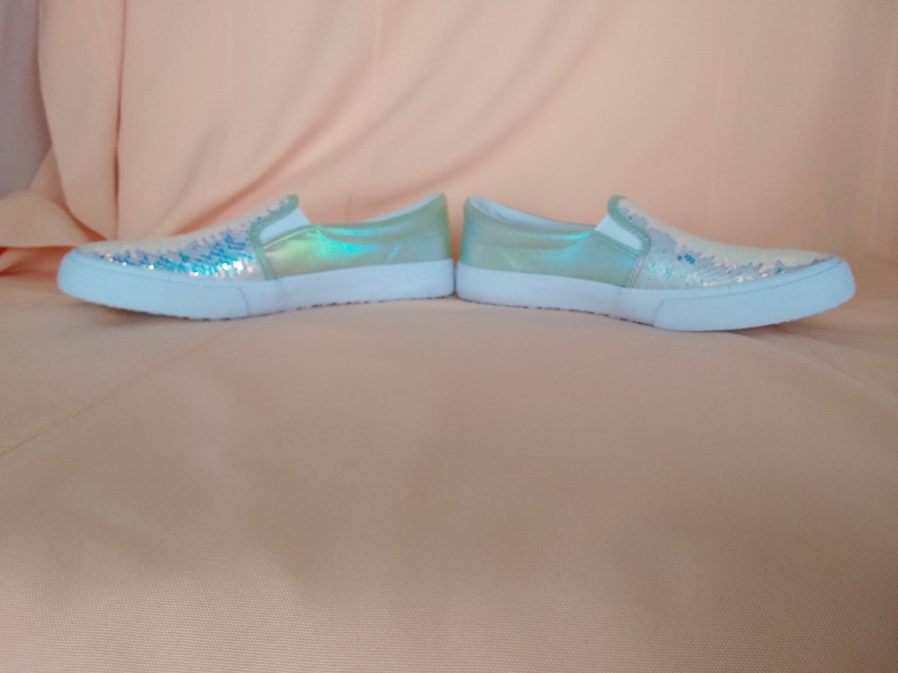 Cat & Jack Aliki Iridescent Shoes - Size 4