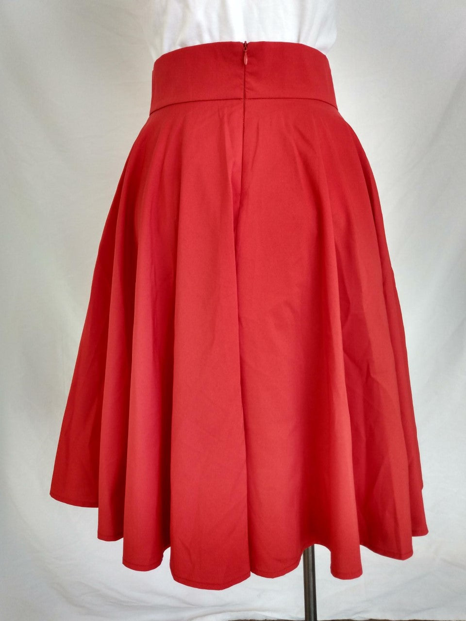 NWT - Choles red High Waist Skirt - Medium