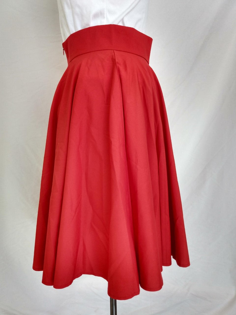 NWT - Choles red High Waist Skirt - Medium