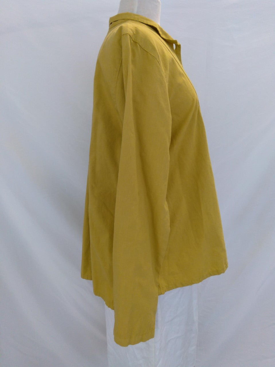 Eleven Stitch Design Top - Size: M