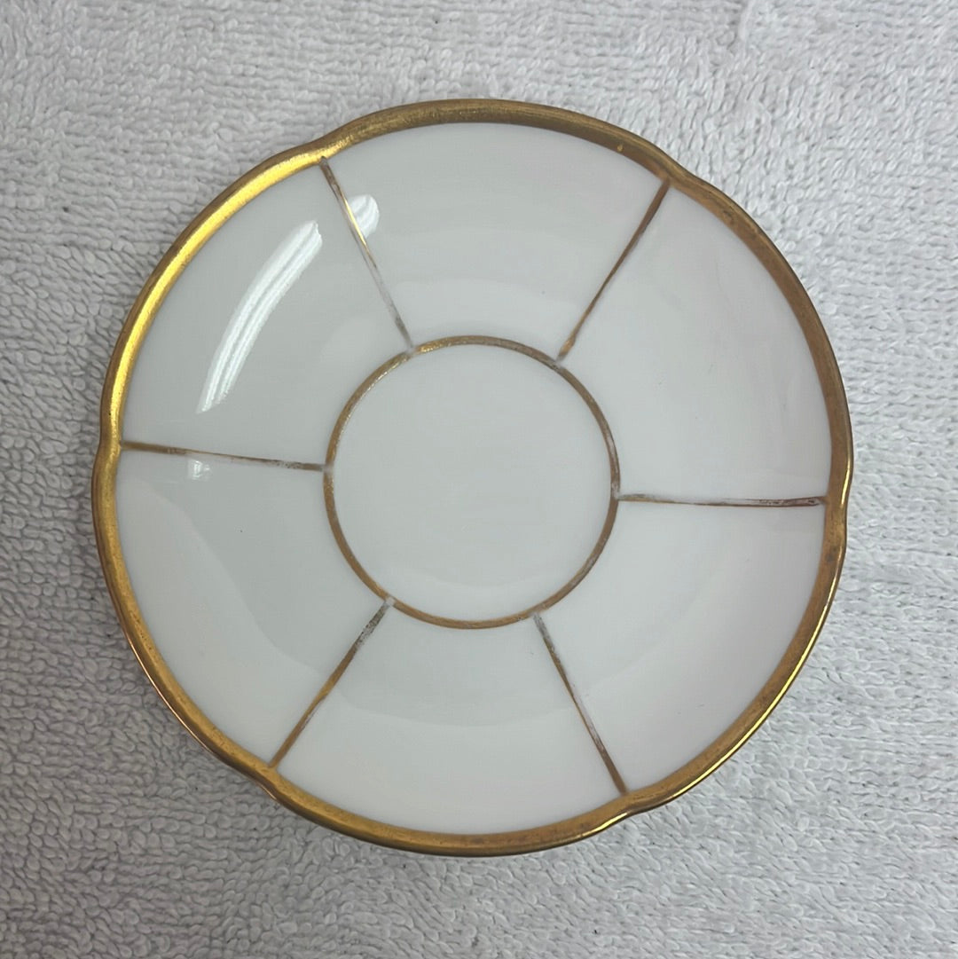 VTG -- Thomas Bavaria White and Gold Demitasse Cup and Saucer
