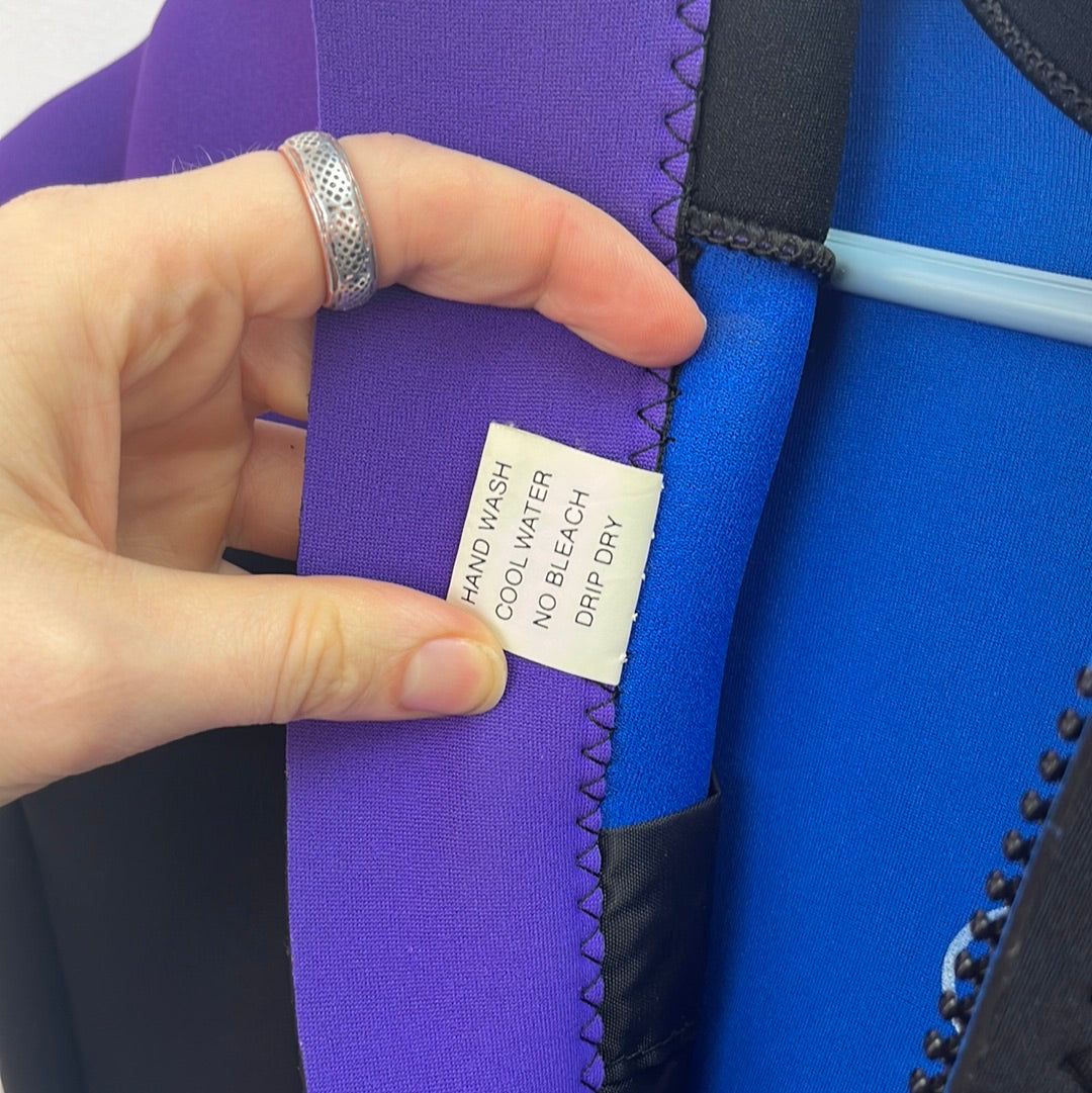 Body Glove Women's Purple+Black Short-sleeved Wetsuit -- Size L/9