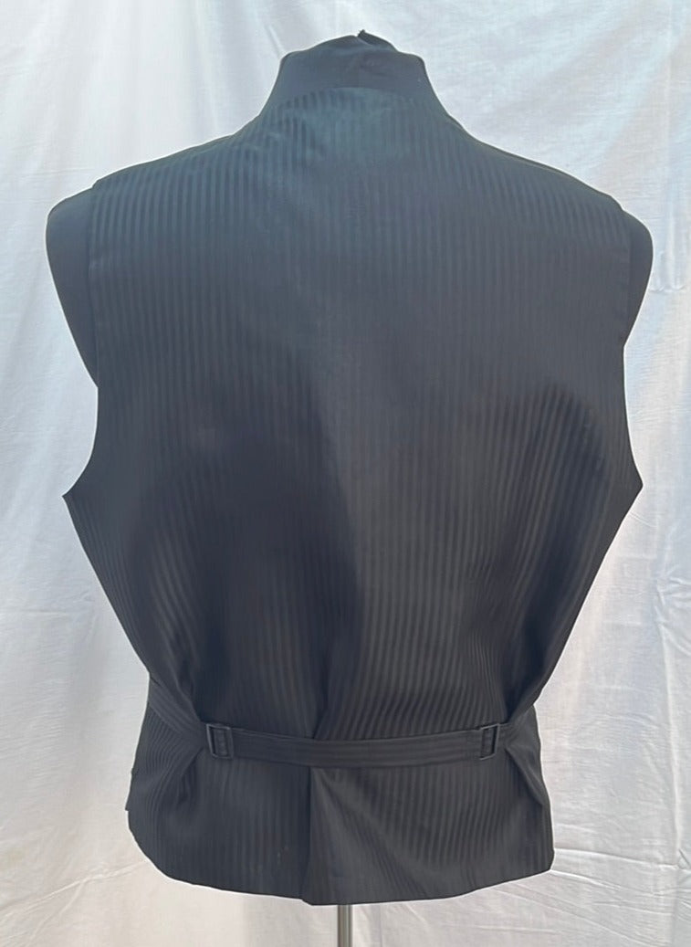 Moda Formalwear Purple Tuxedo Vest -- Size M