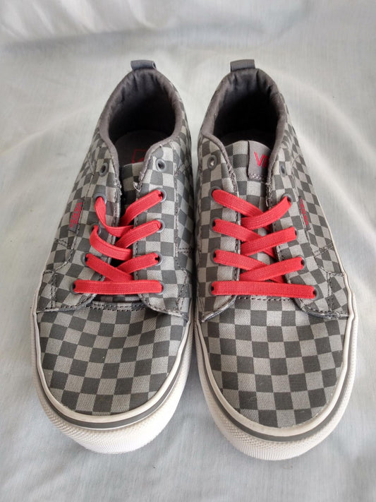 Vanns Off the Wall Gray and Black Checkered Shoes- Youth Size: 3