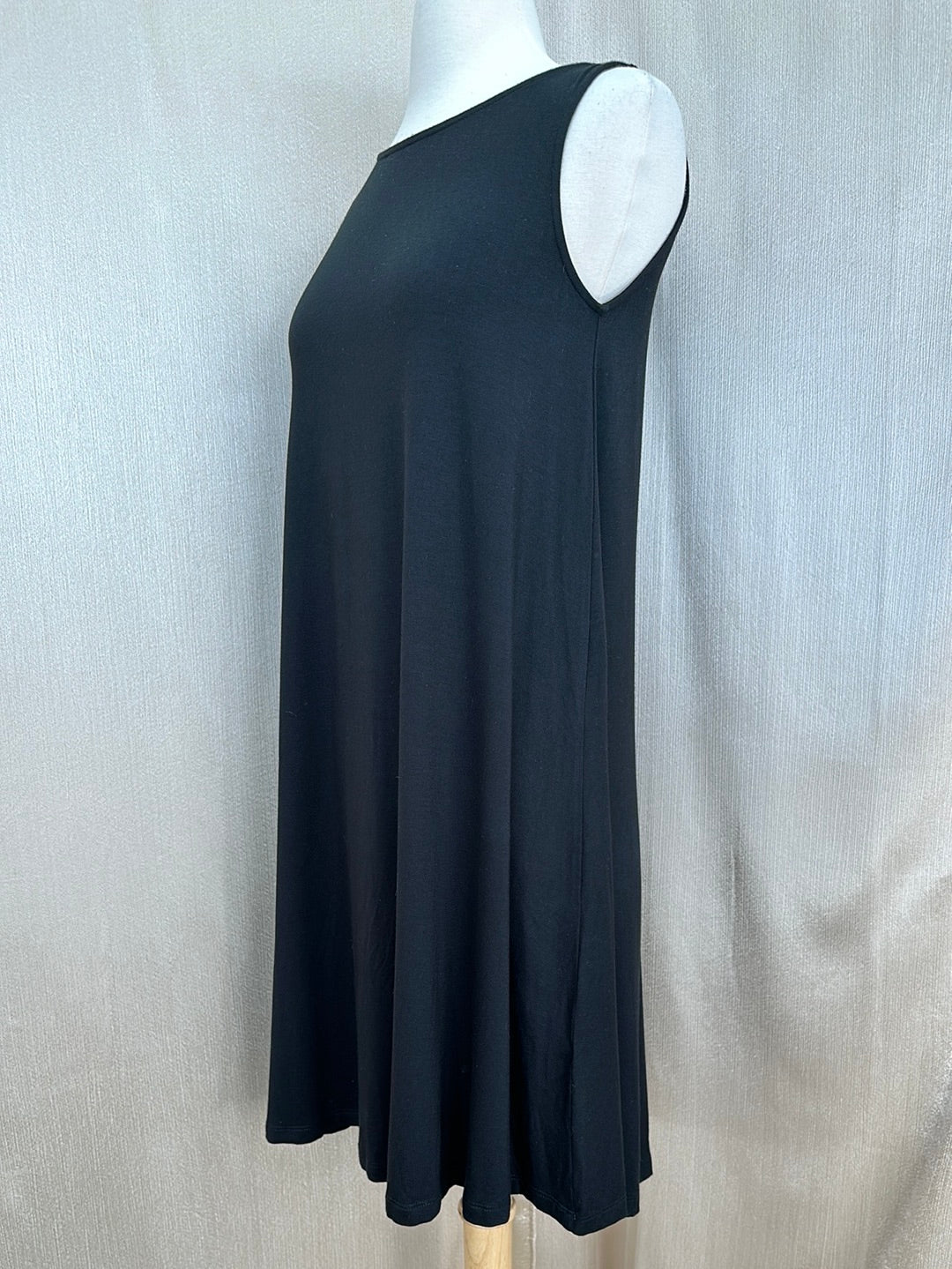 COMFY USA black Modal Sleeveless Swing Dress - XS