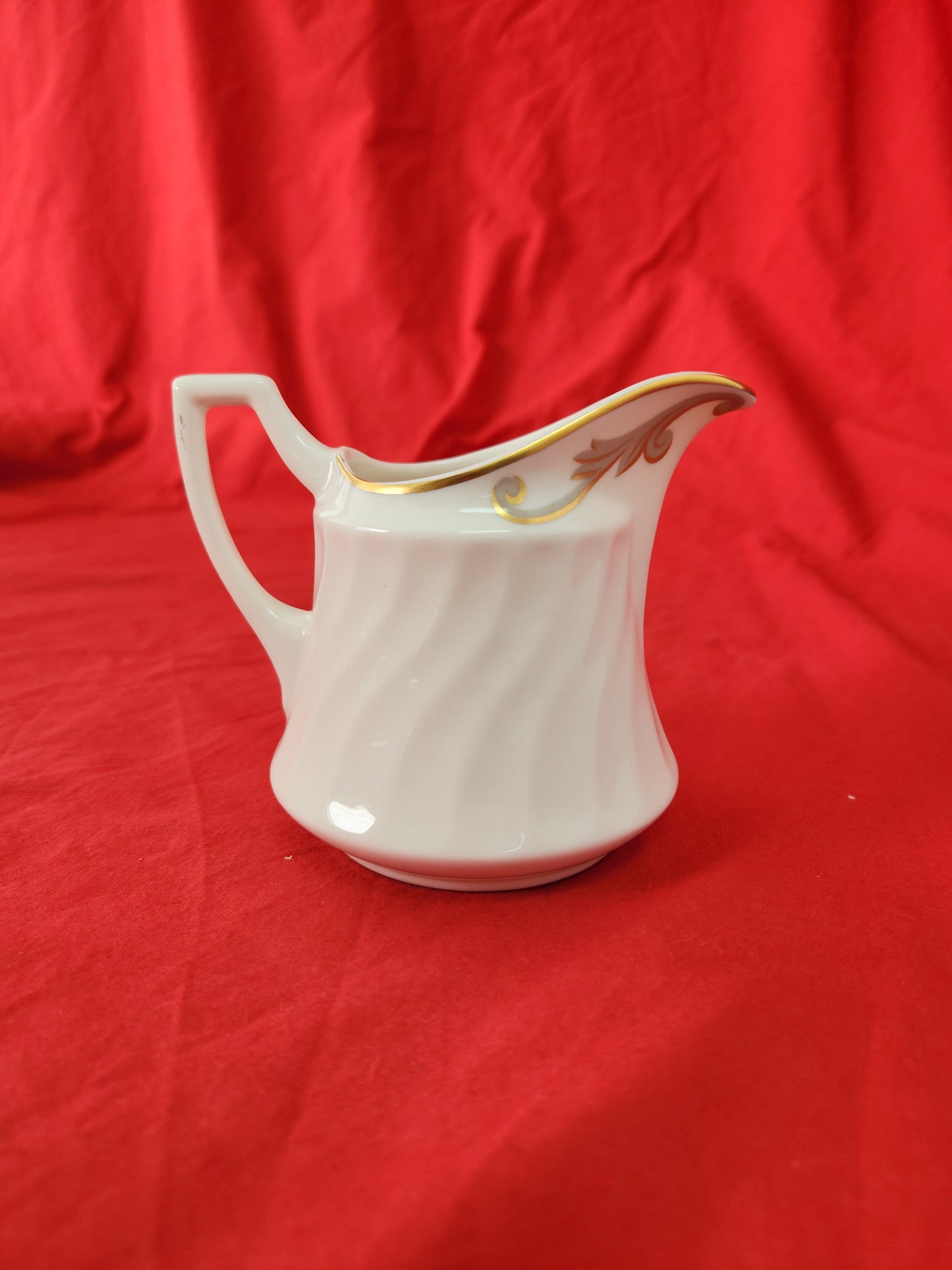 Syracuse Gray & Gold Baroque Creamer