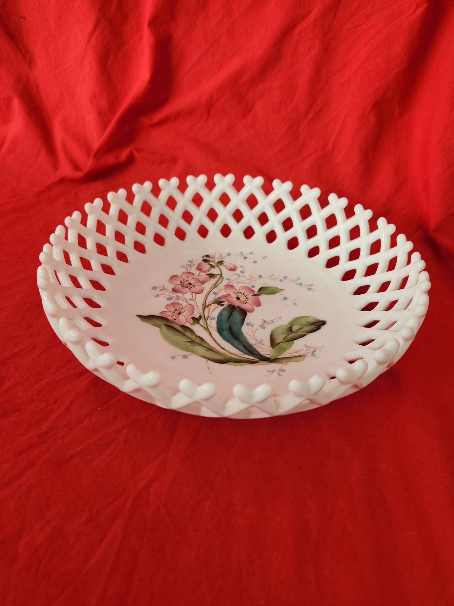 VTG - Milk Glass Floral Lattice Edge Bowl