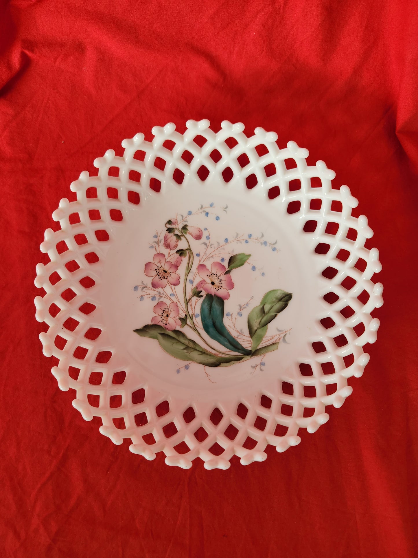 VTG - Milk Glass Floral Lattice Edge Bowl