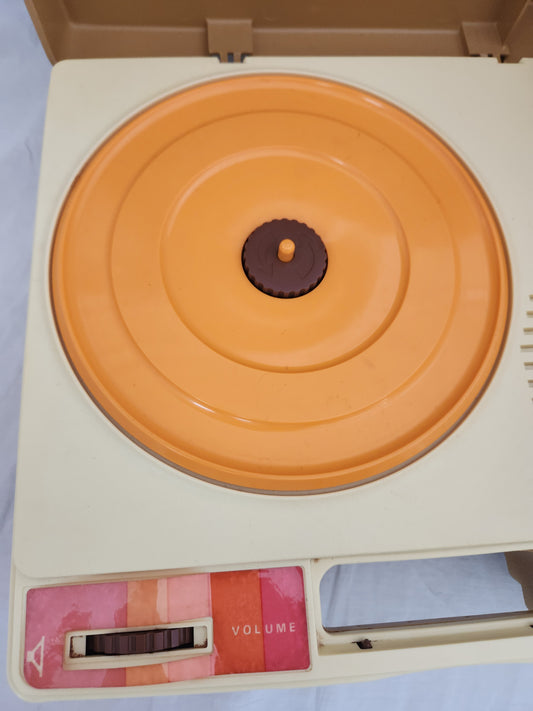 VTG - Fisher Price Phonograph - Model 825