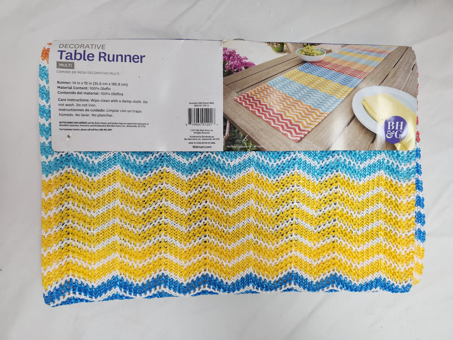 NIP - Better Homes & Gardens 14x72 Decorative Indoor/Outdoor Table Runner