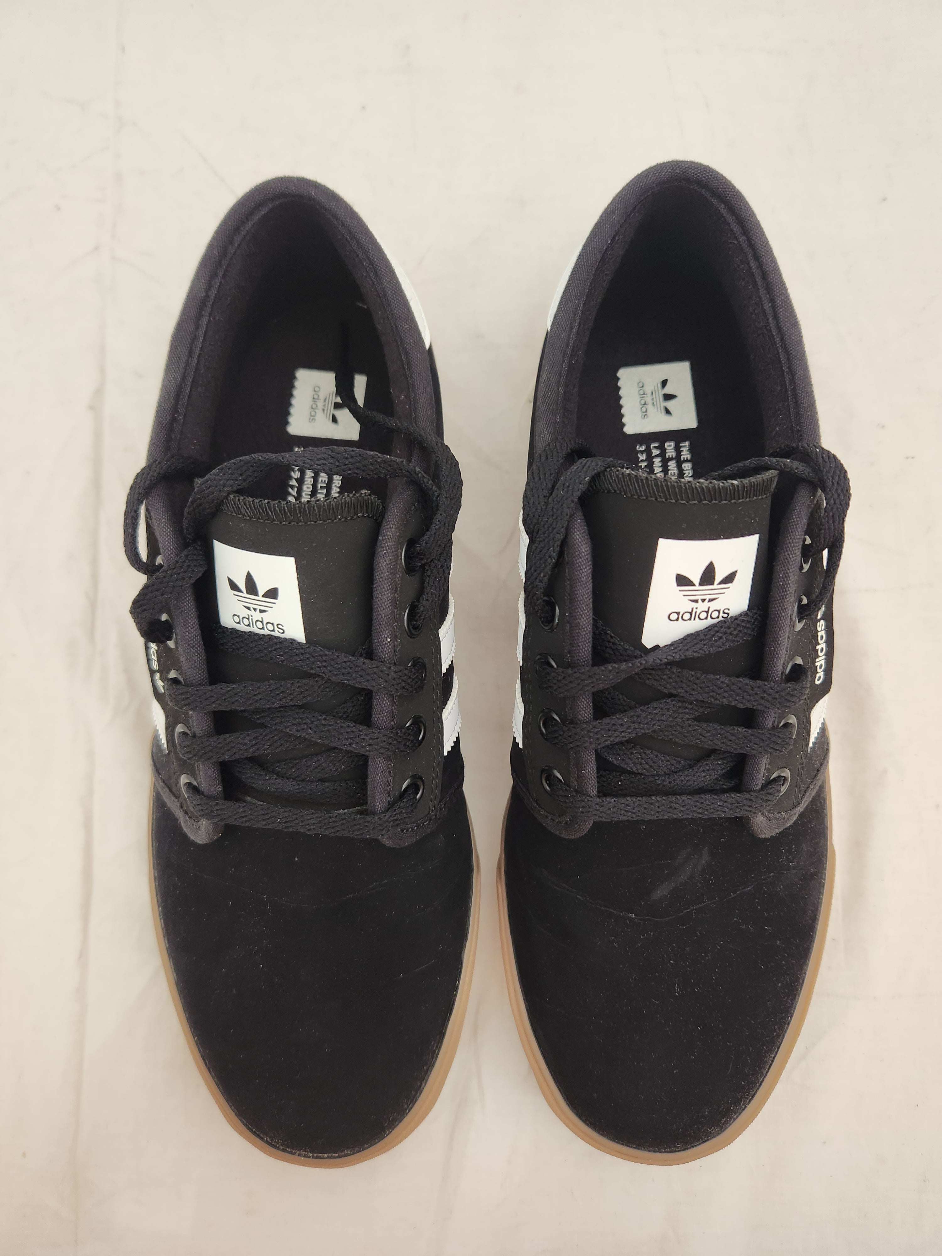 Adidas seeley clearance black gum