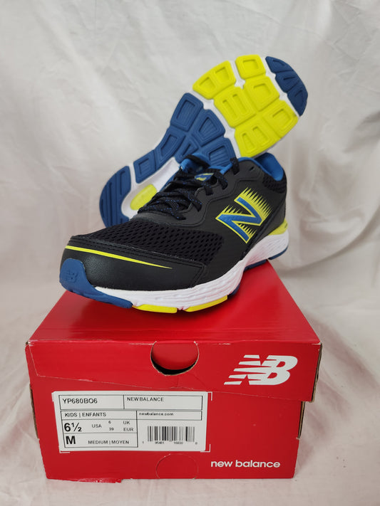 NIB - New Balance Kid's 680 V6 Lace-up Running Shoe - Size: 6.5