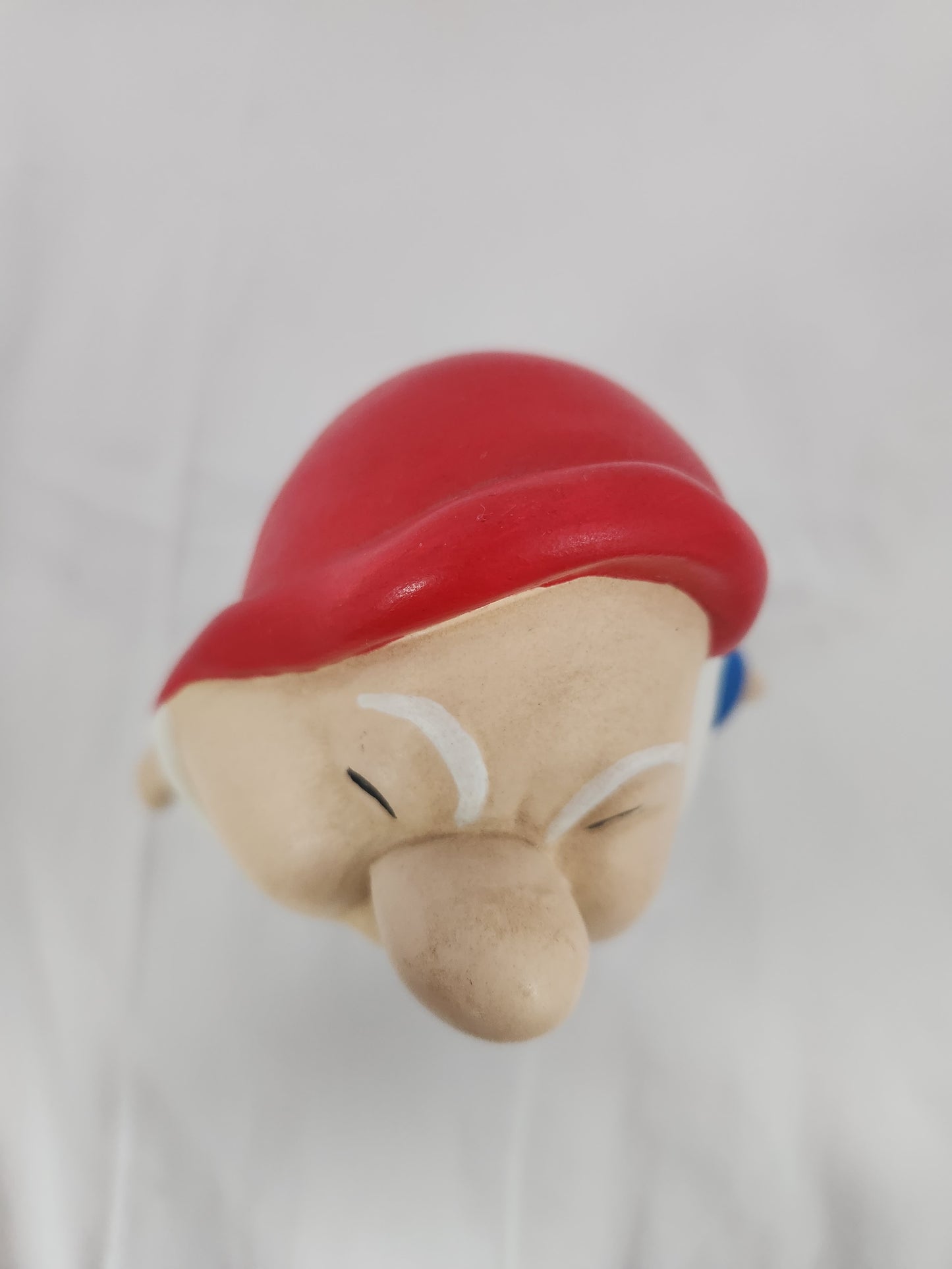 Walt Disney Snow White Seven Dwarfs Sneezy 8" Ceramic Figurine