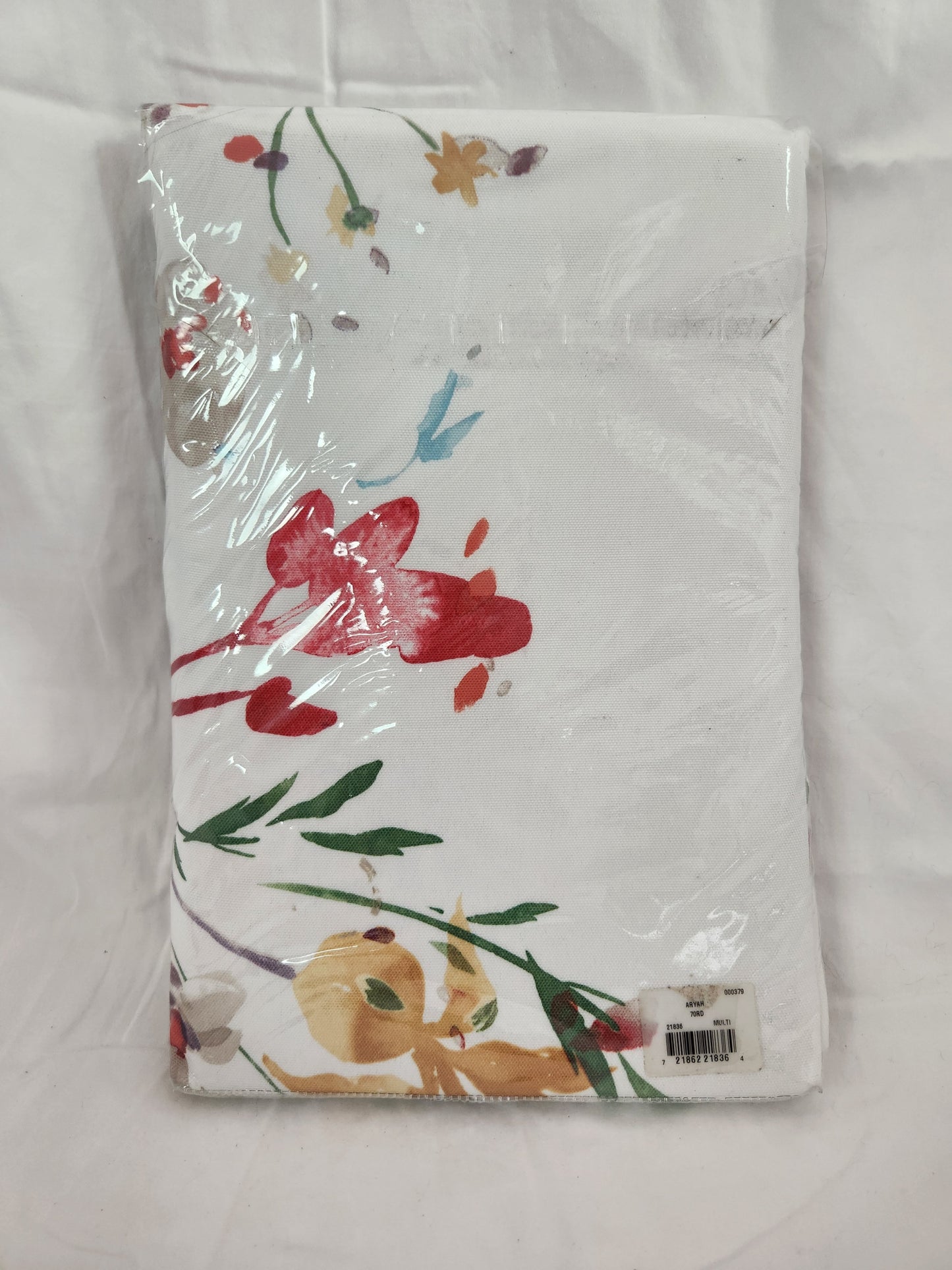 NIP - Benson Mills Round Spill Proof 70" Indoor/Outdoor Floral Tablecloth