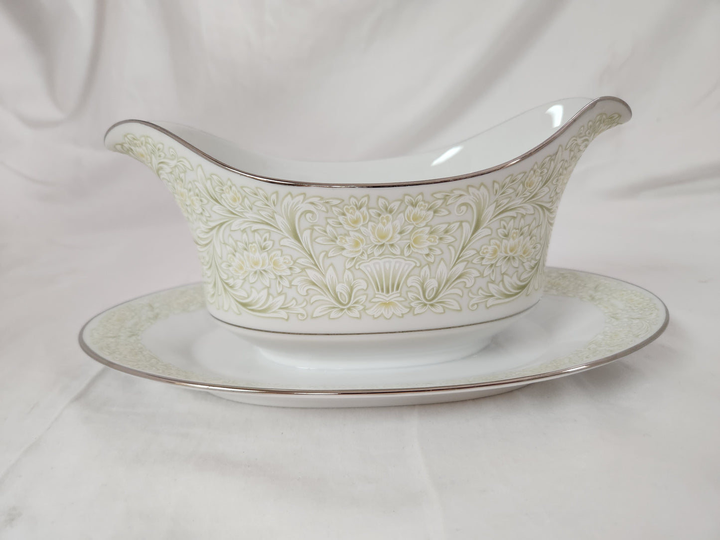 Sango China PHOENICIA Gravy Boat with Attached Underplate #3765