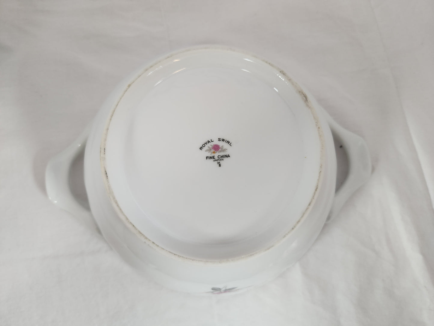 Royal Swirl Fine China Japan Pink Rose Round Covered Vegetable Bowl