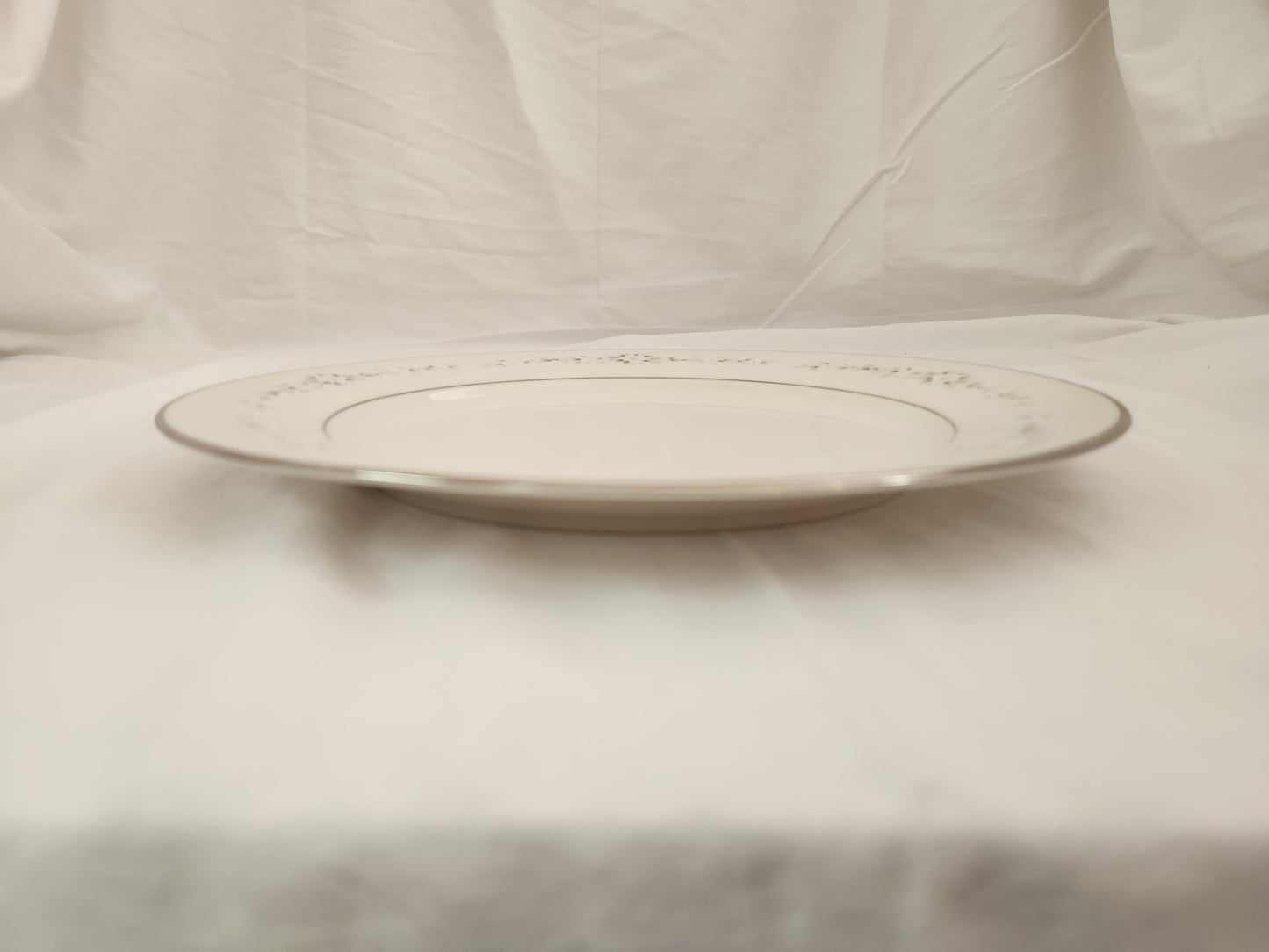 Noritake - Heather 7548 Dinner Plate