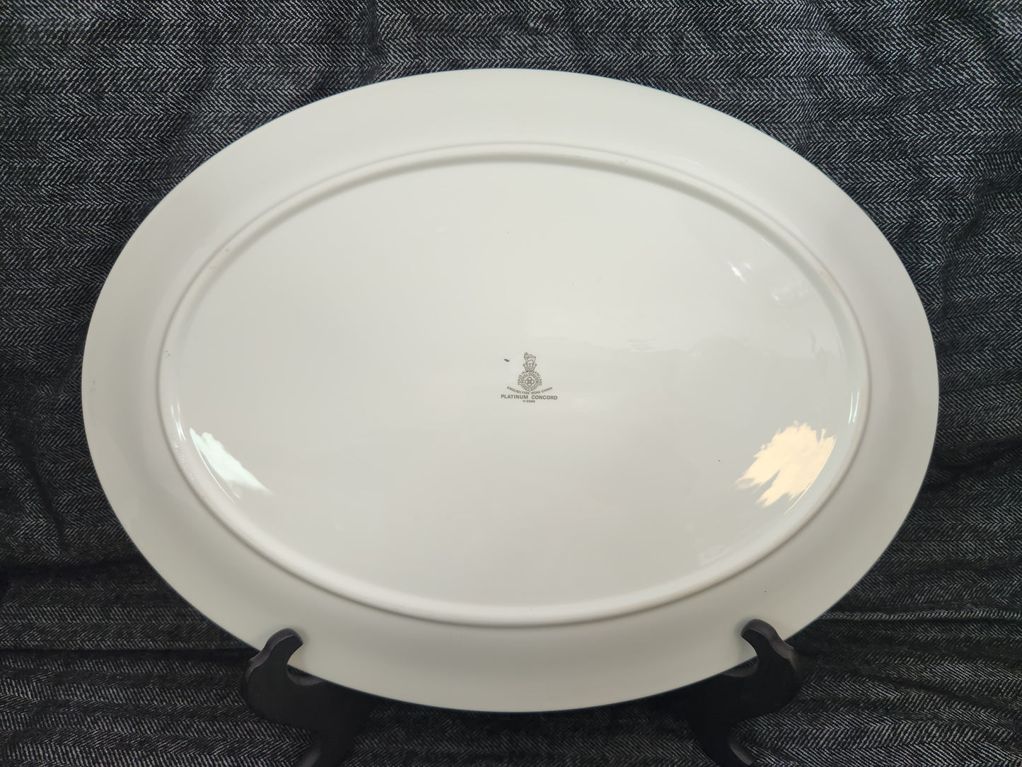 Concord Platinum 16" Oval Serving Platter by Royal Doulton - #H5048