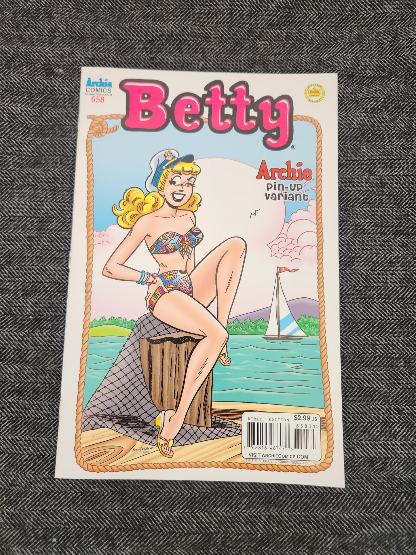 2014 Archie Comics #658 - Betty Pin-Up Variant - VF high grade