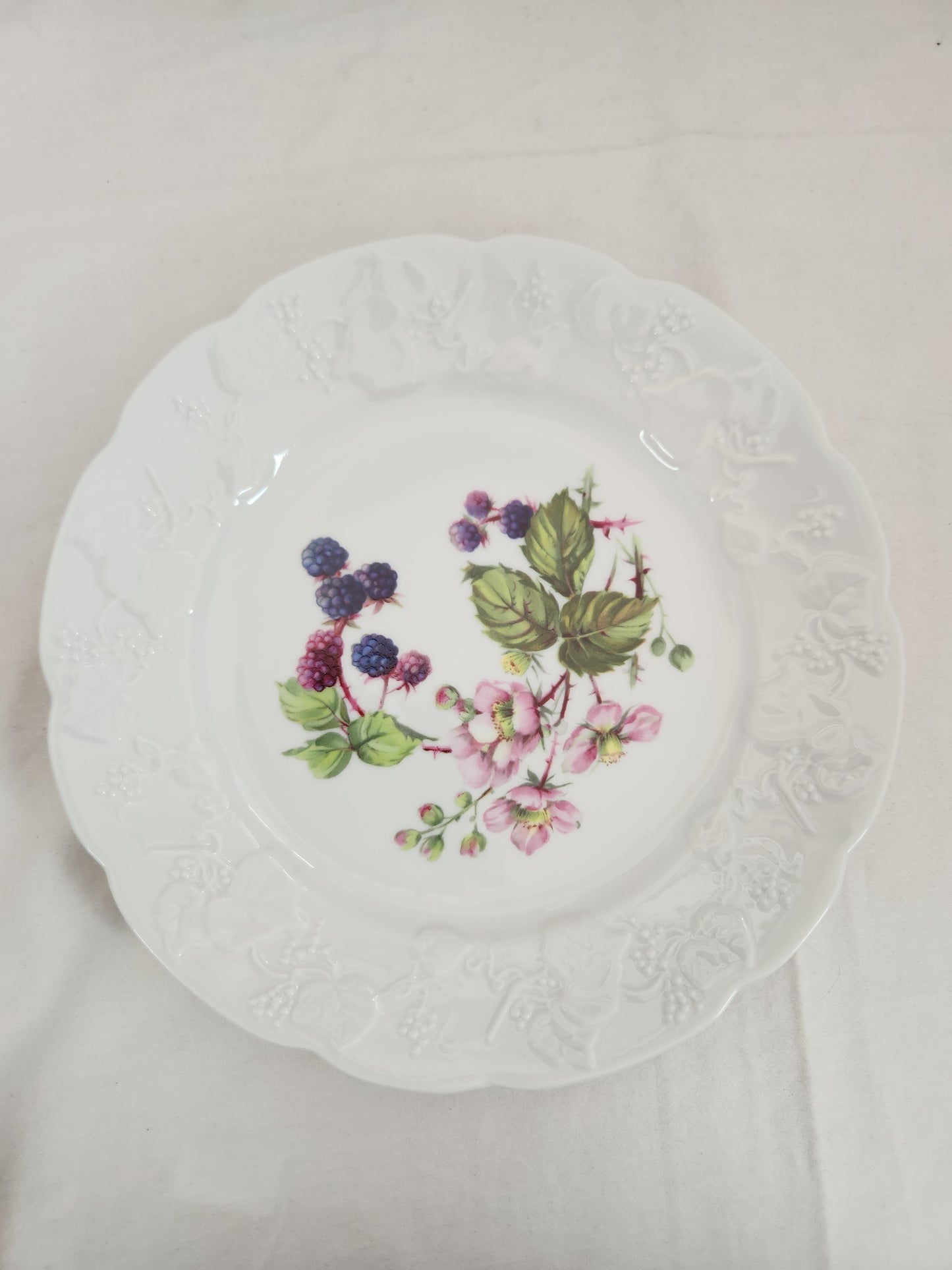 Set of 4 - Dansk 8" Embossed Porcelain Berry Design Dessert Plates