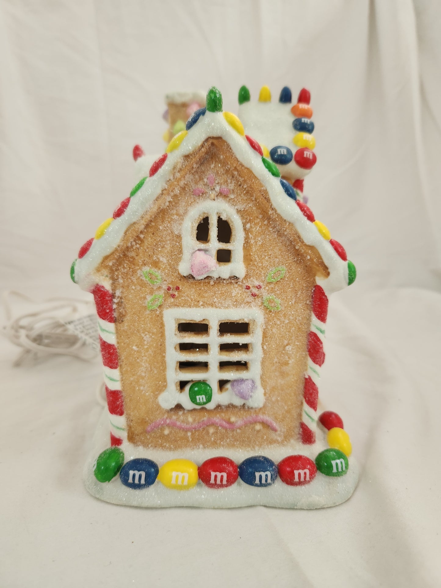 M&M Holiday 8-1/2" Porcelain Gingerbread House - Tested Working