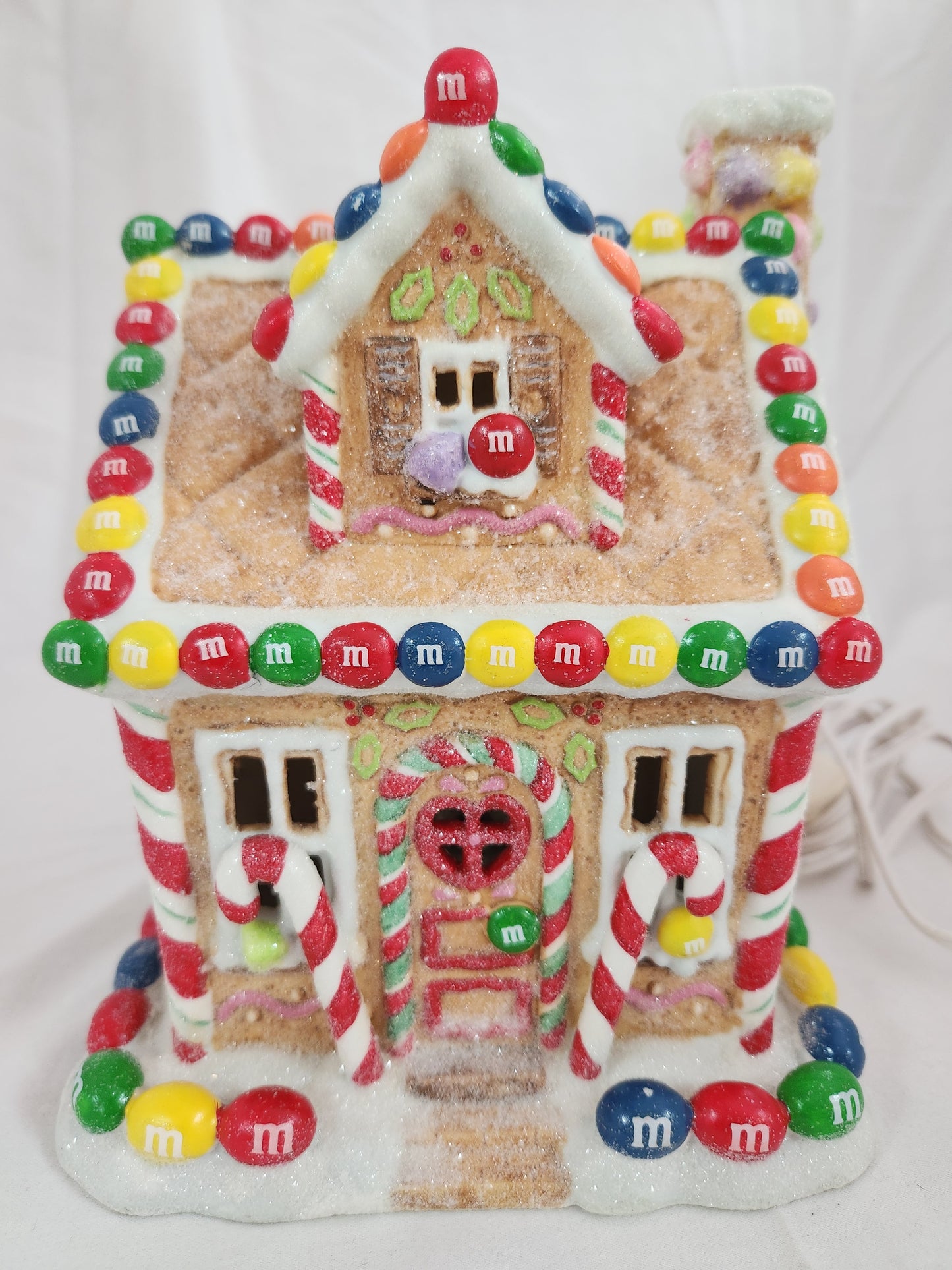 M&M Holiday 8-1/2" Porcelain Gingerbread House - Tested Working