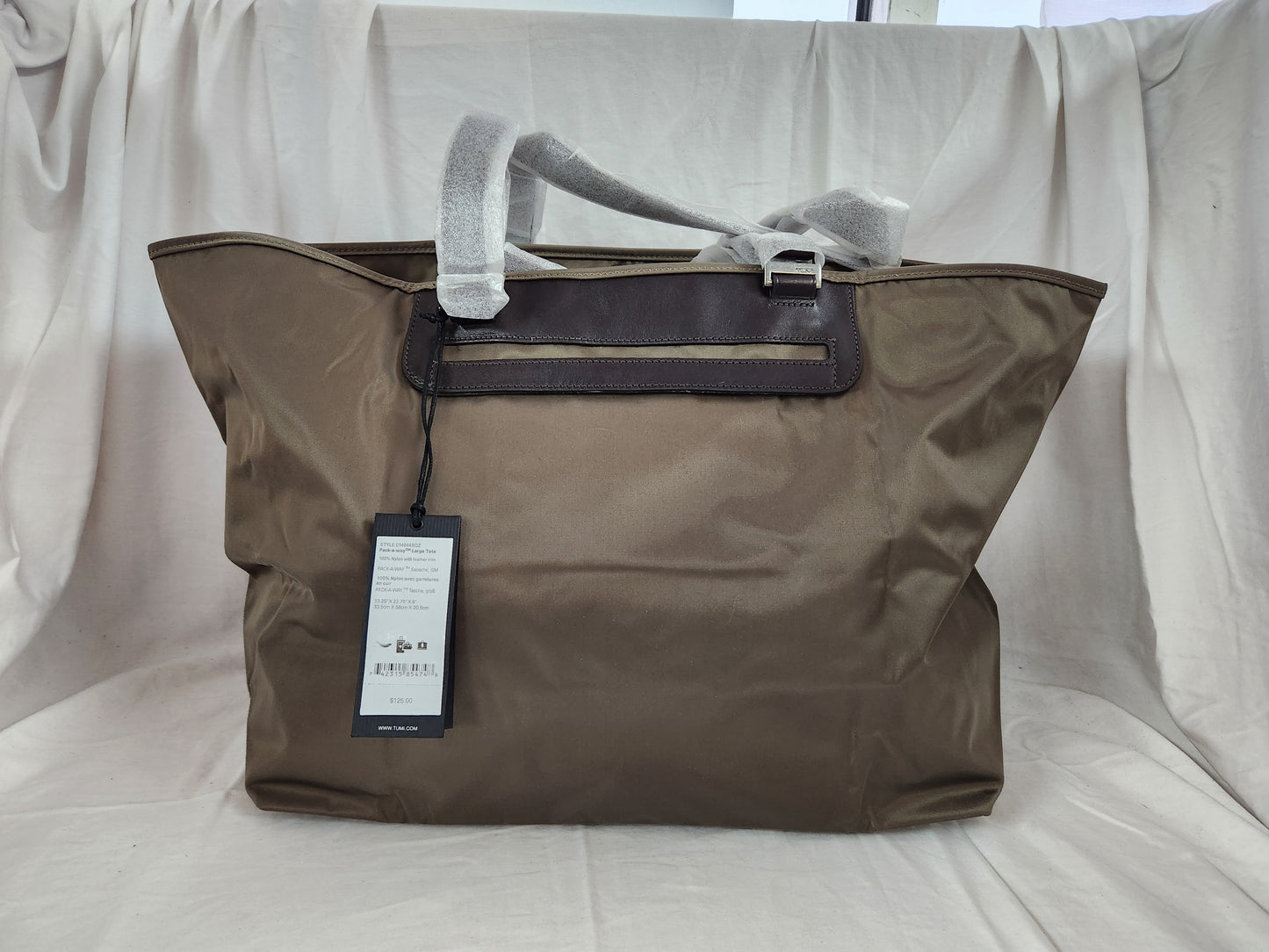 NWT - Tumi Pack-A-Way Large Tote - Style: 014844SQZ (flawed)