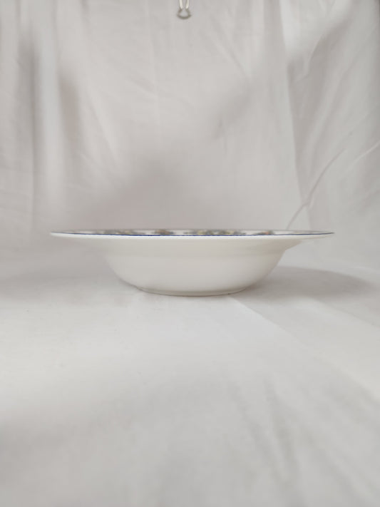 Mikasa Ultima+ Super Strong Fine China HK-305 Victorian Crest Rimmed Soup Bowl