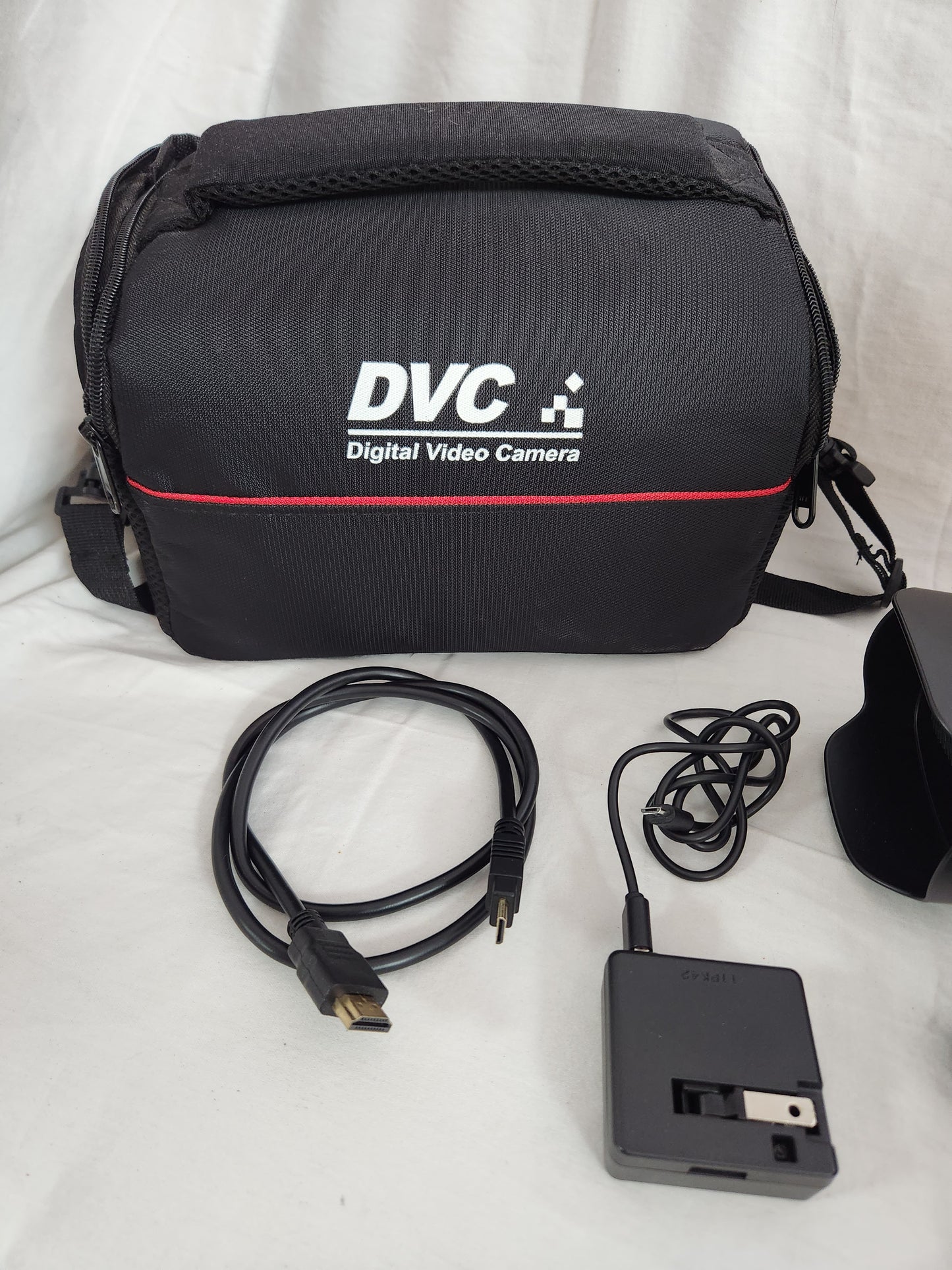 DVC 4K UltraHD Touch Screen Video Camera w/ Auto Focus