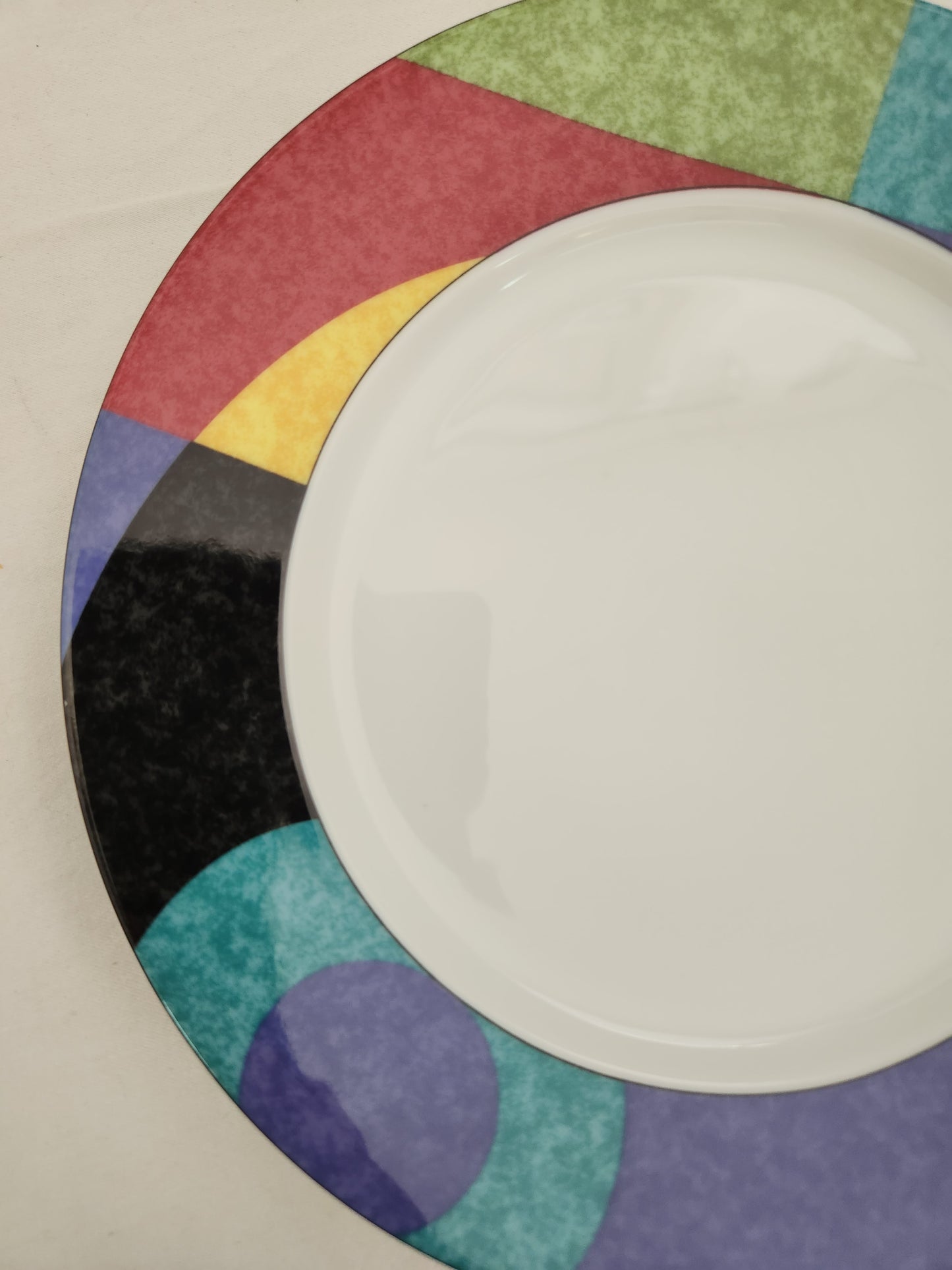 Mikasa California "M5101 Currents" Salad Plate