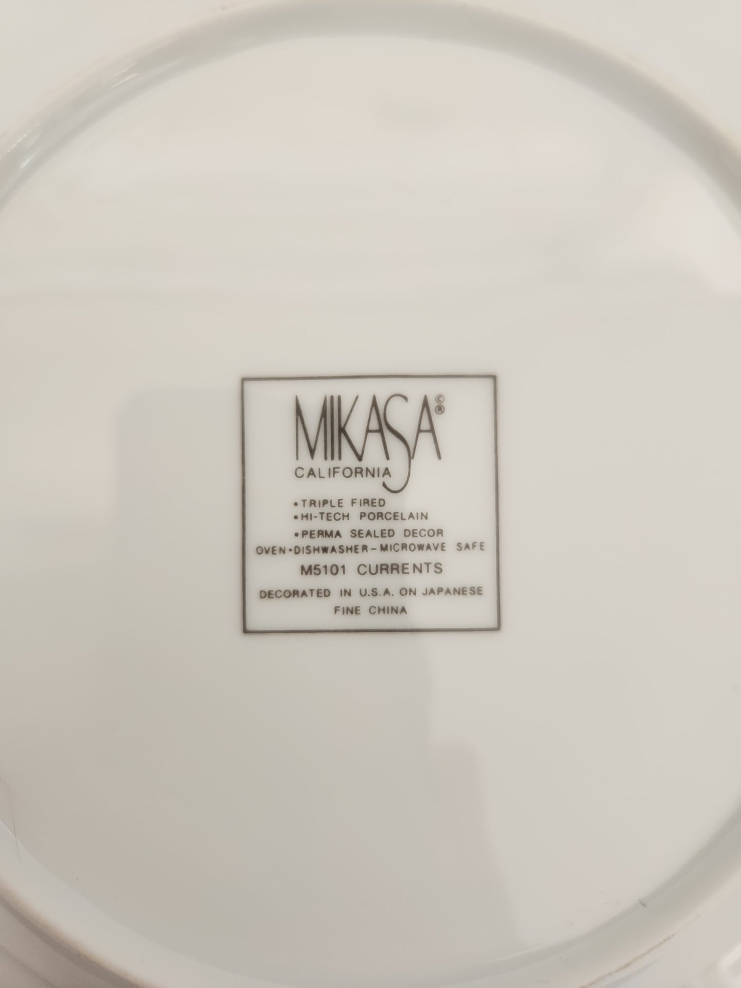 Mikasa California "M5101 Currents" Salad Plate