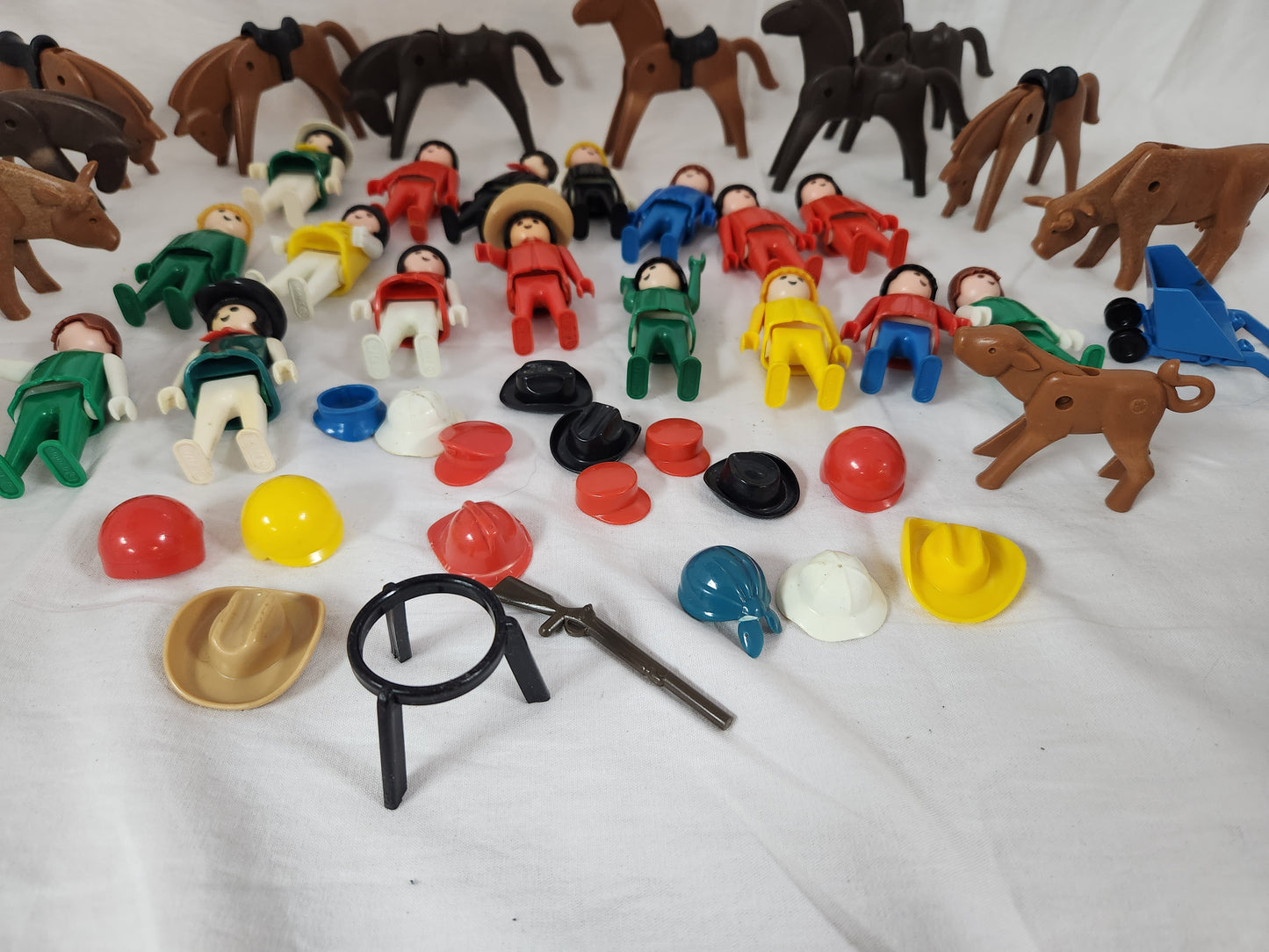 1974 - Geobra Playmobil Figurines - Lot of 47