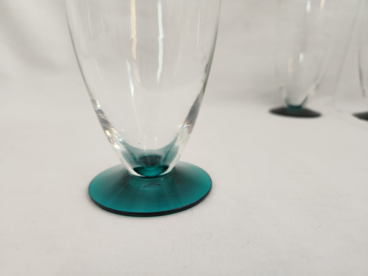 Set of 5 - 5" Juice Glasses with Green Footed Base - 8oz.