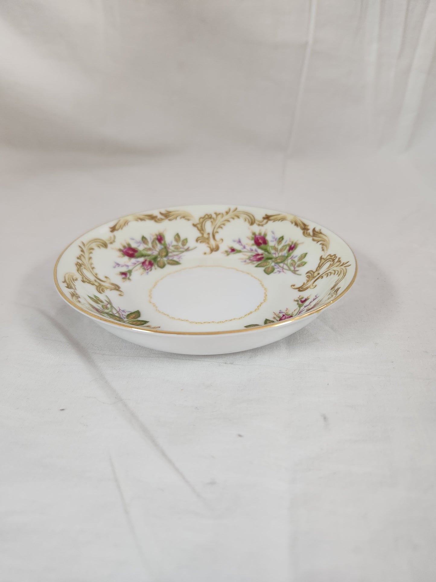 Kings Court China "Rose Bud" Fruit/Dessert Bowl  #4005