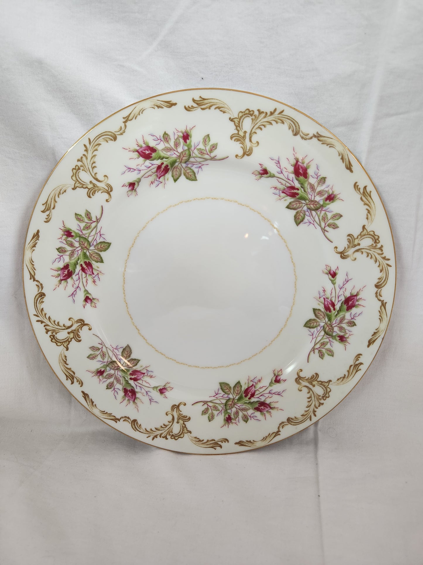 Kings Court China "Rose Bud" 10-1/2" Dinner Plate #4005