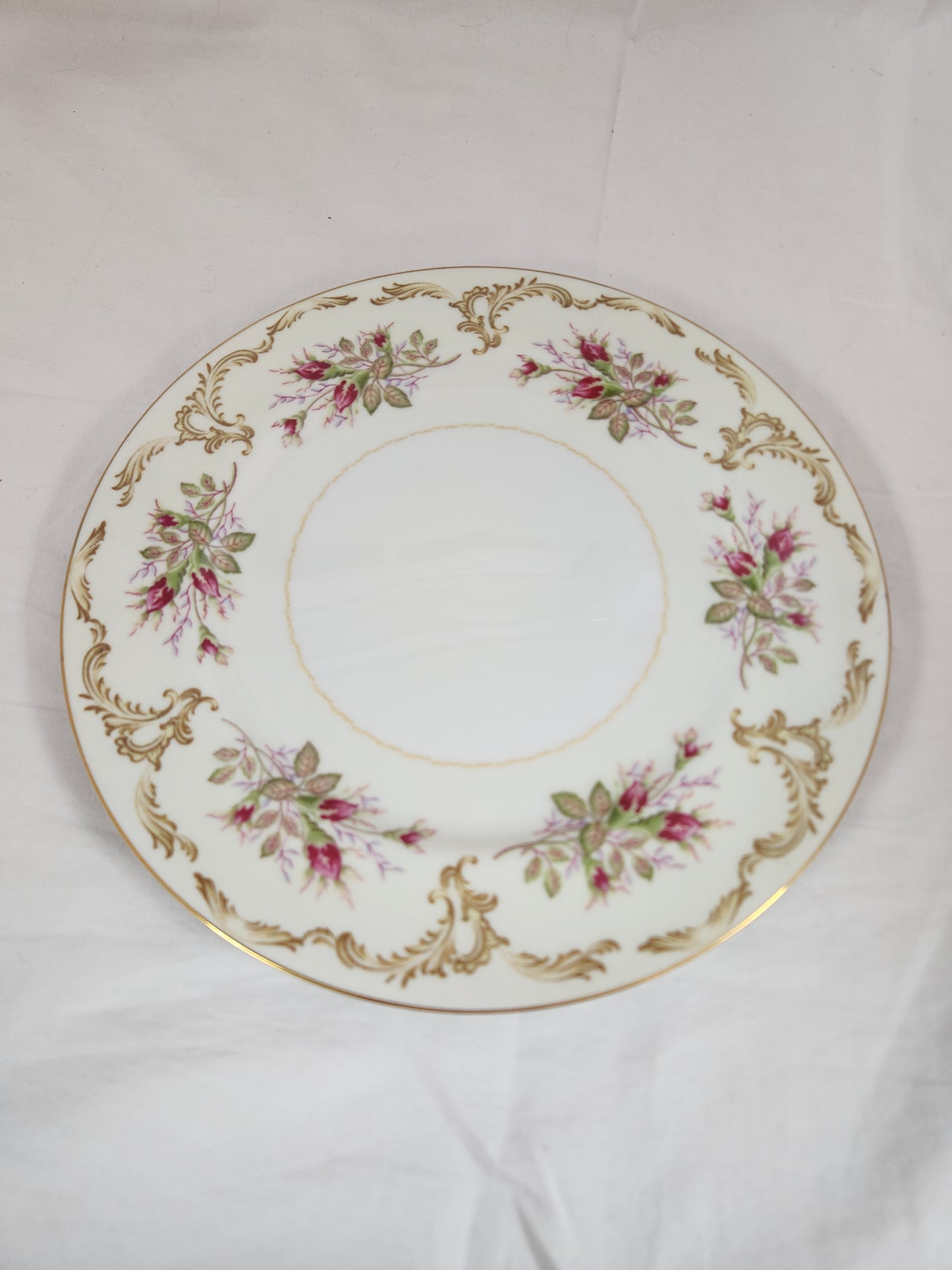 Kings Court China "Rose Bud" 10-1/2" Dinner Plate #4005